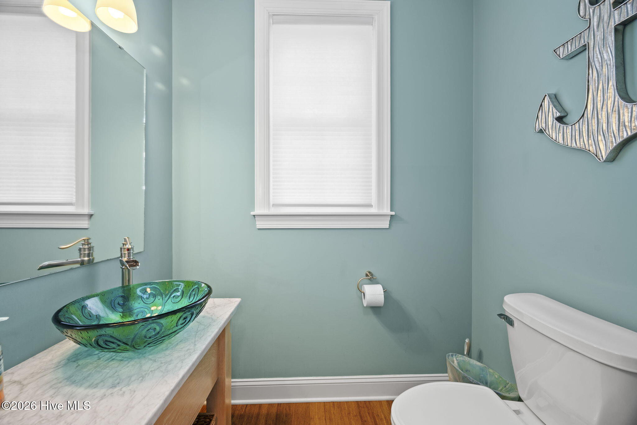 100561467 | Photo 32