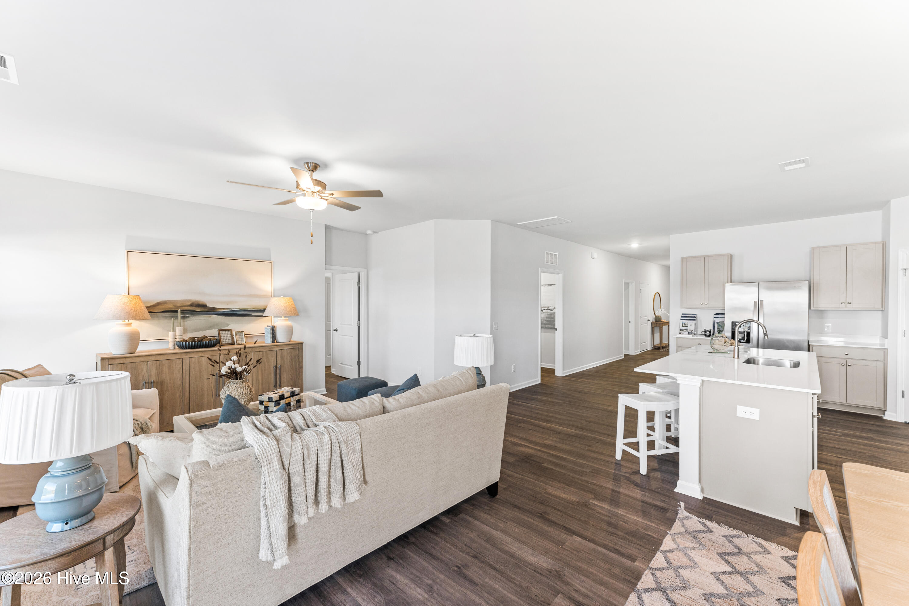 100553498 | Photo 12