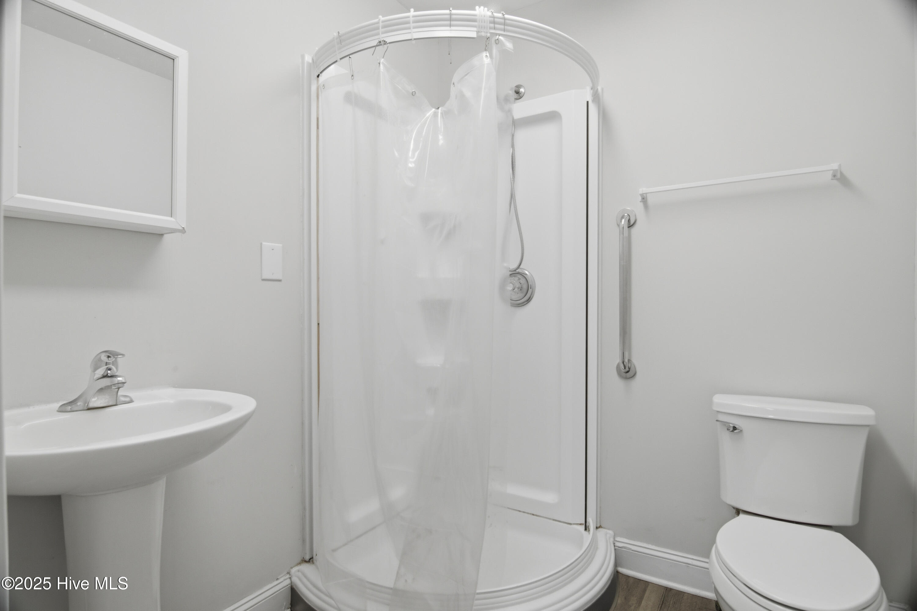 100544721 | Photo 18