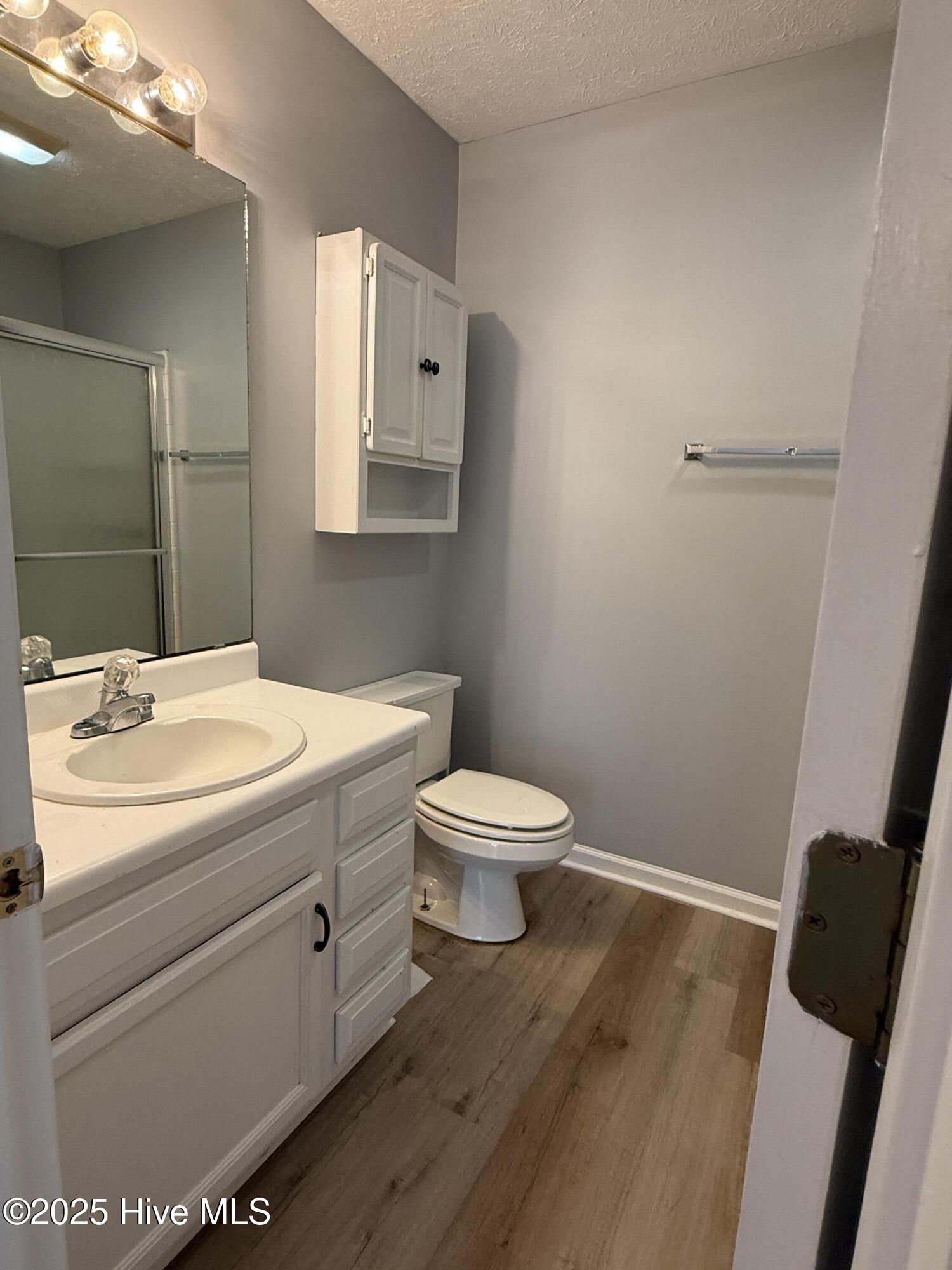 100531759 | Photo 15