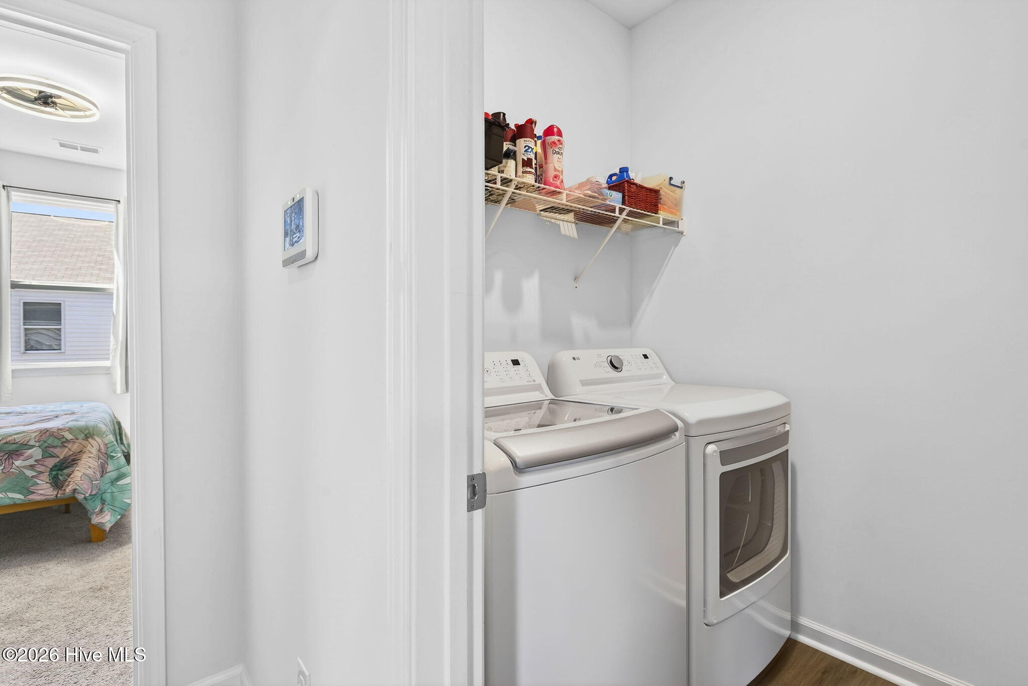 100556971 | Photo 36