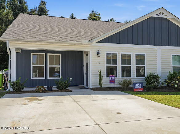 710 Discovery Cove,Newport