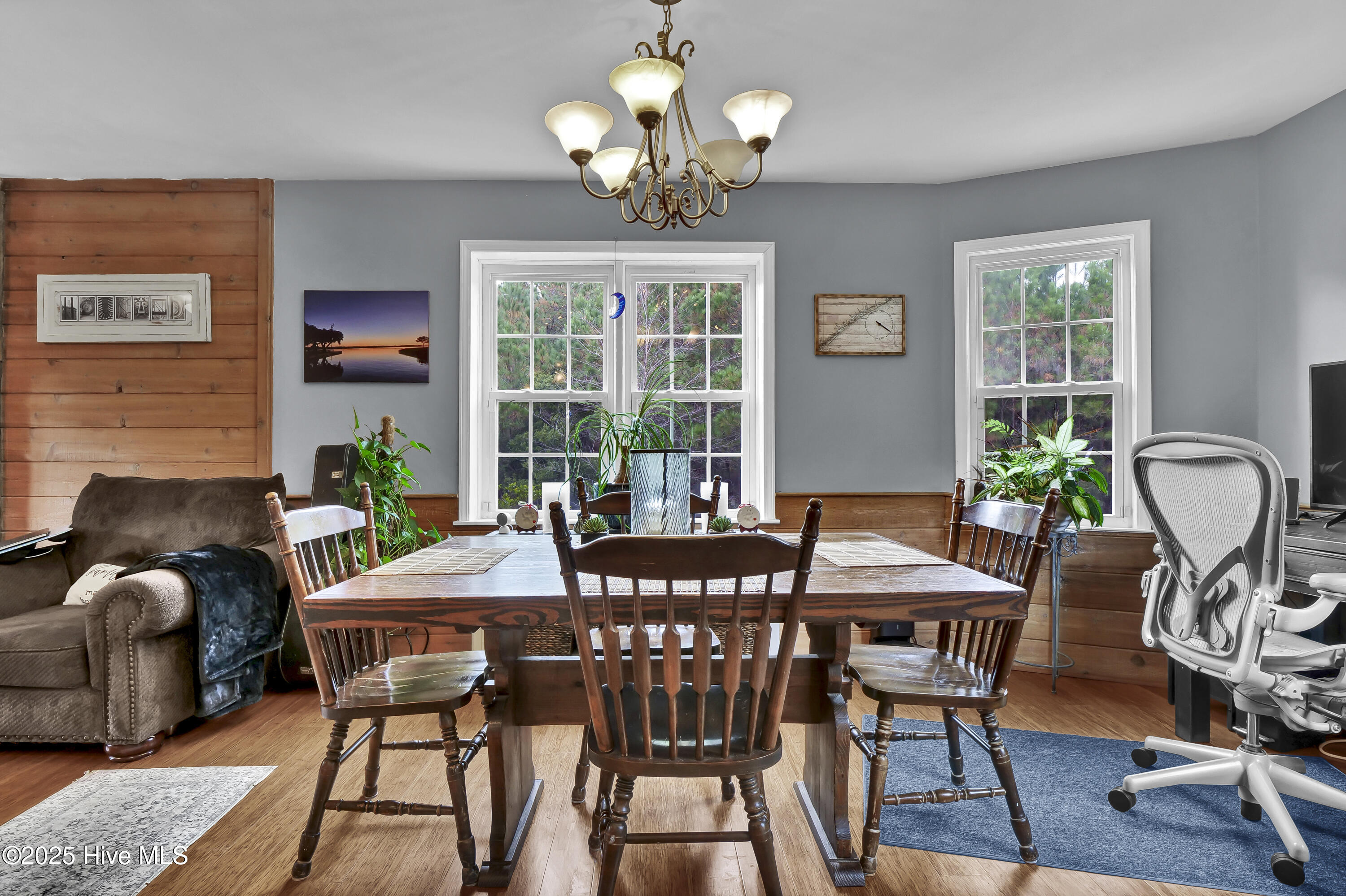 100543547 | Photo 13