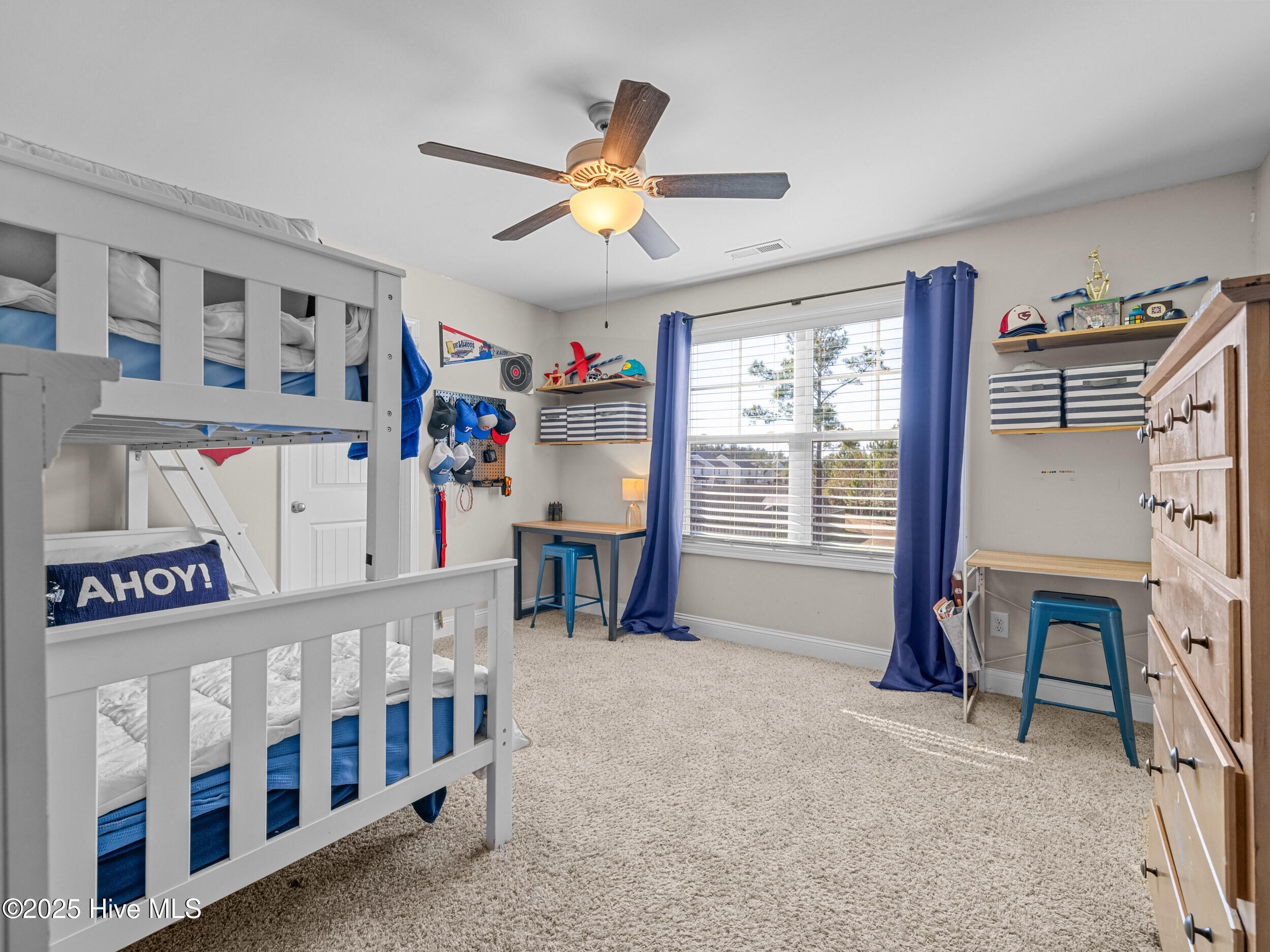 100545070 | Photo 54