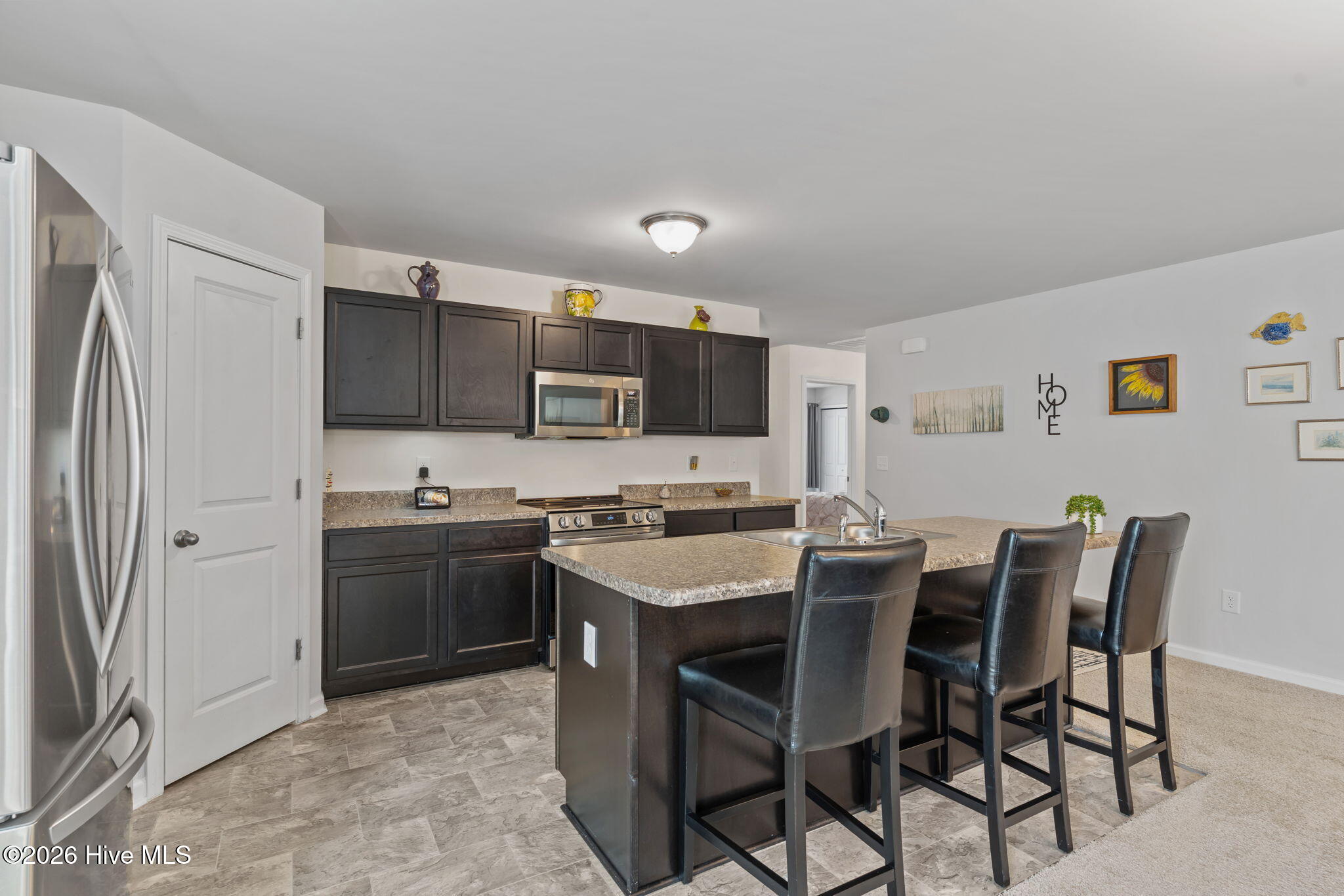 100564485 | Photo 17