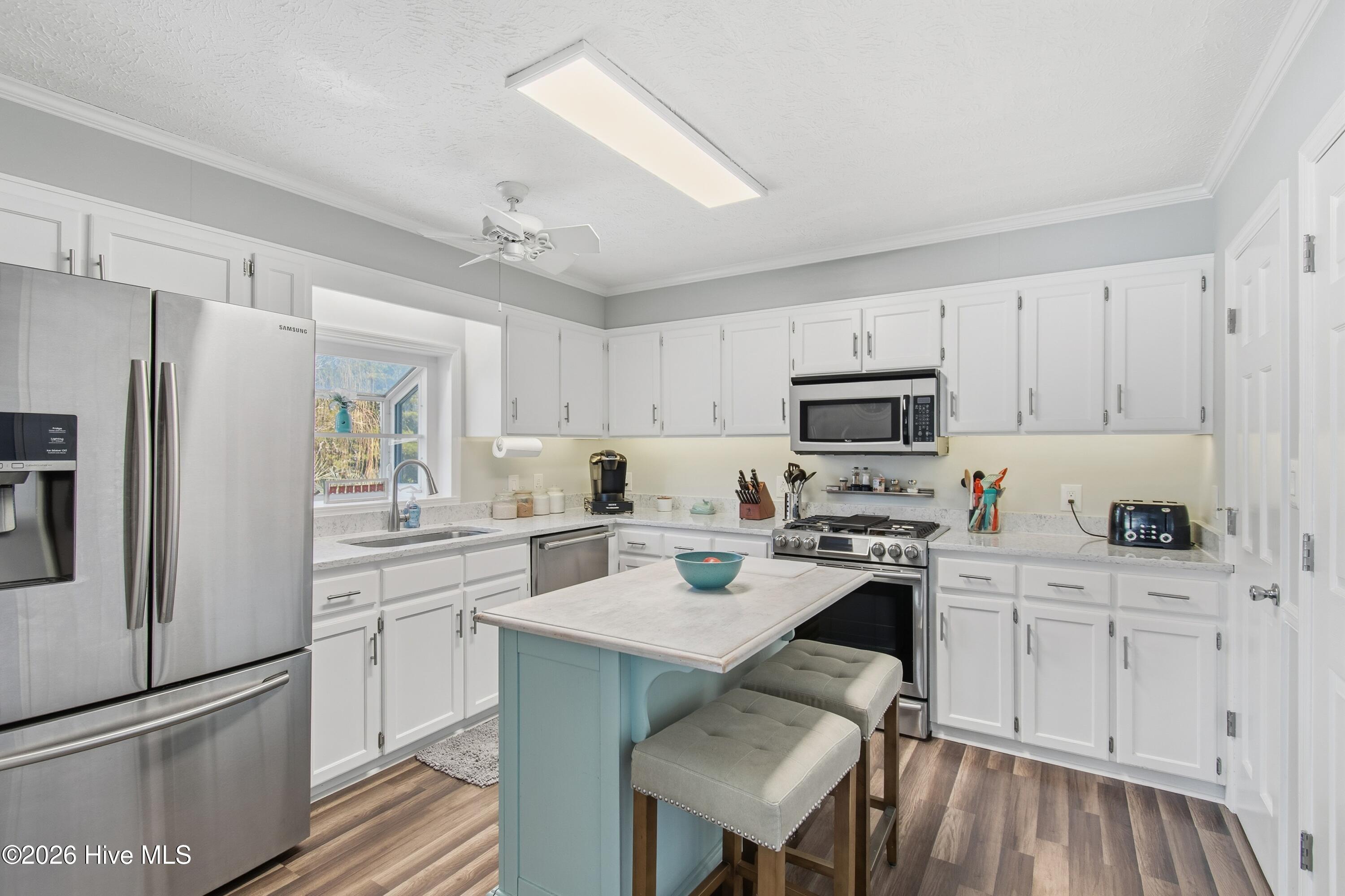 100550998 | Photo 16