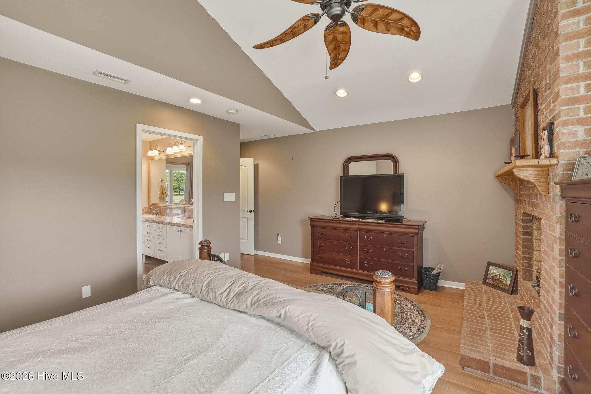 105 Laurel Court,Pine Knoll Shores