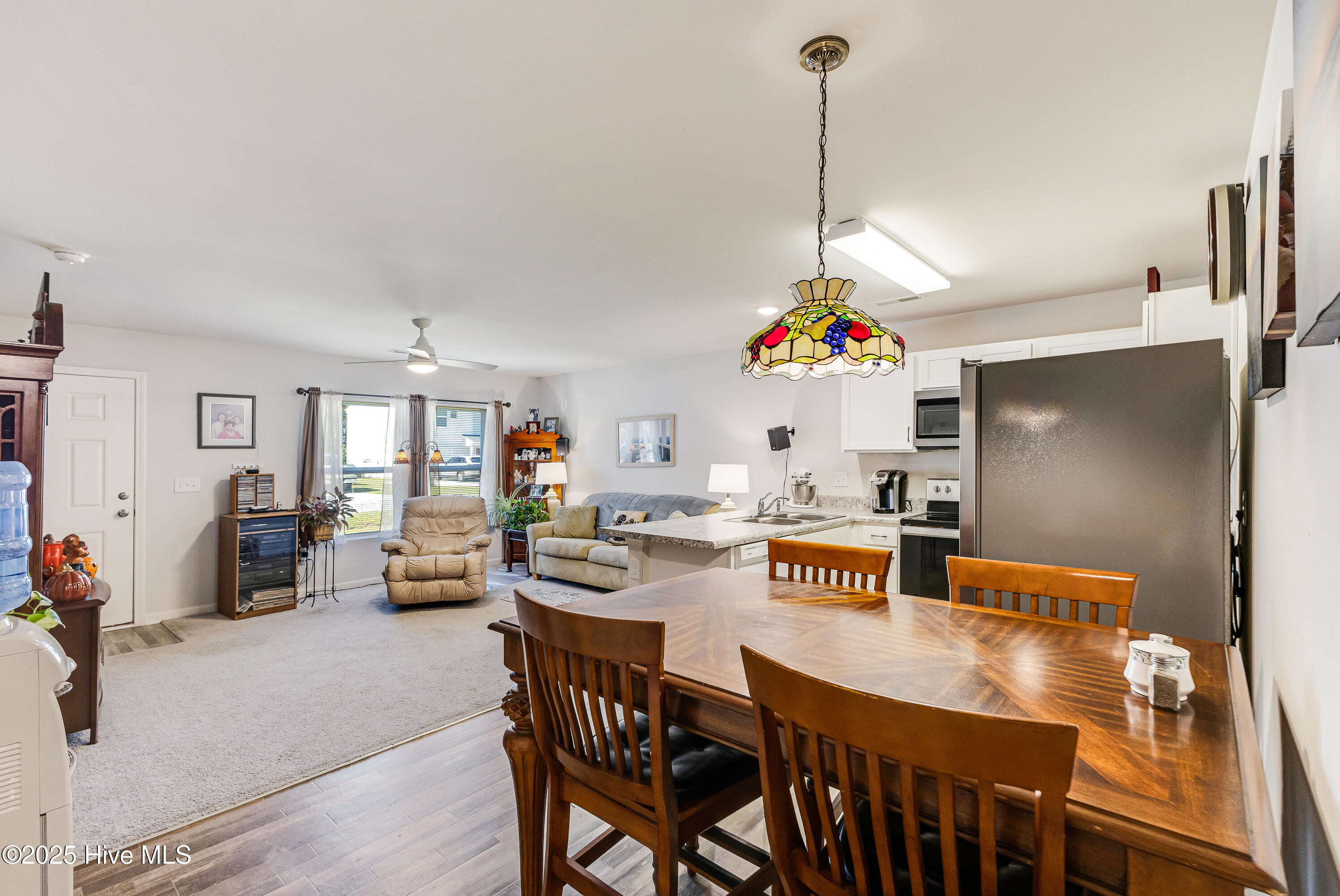 100537906 | Photo 14