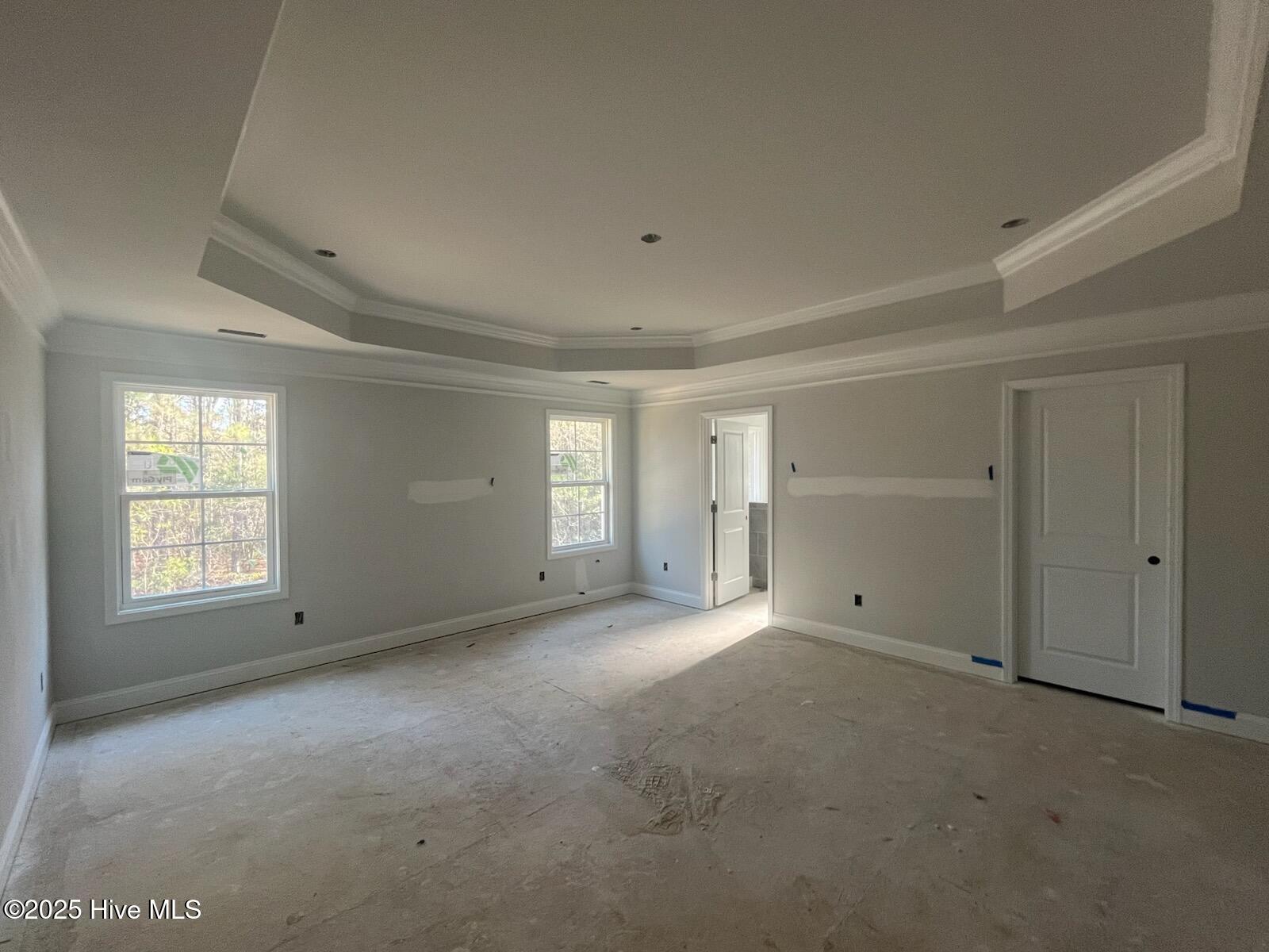 100527021 | Photo 15