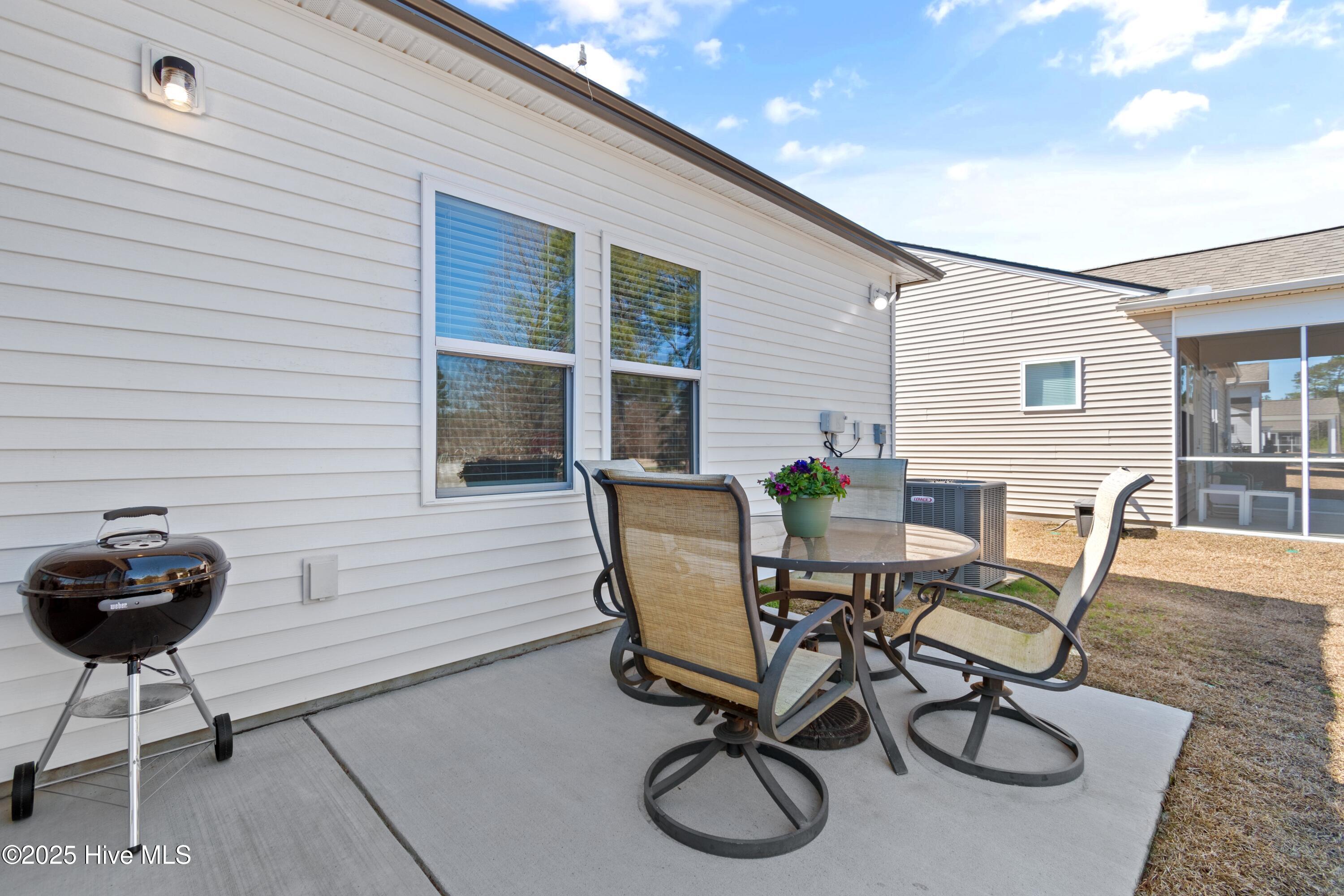 100532742 | Photo 29