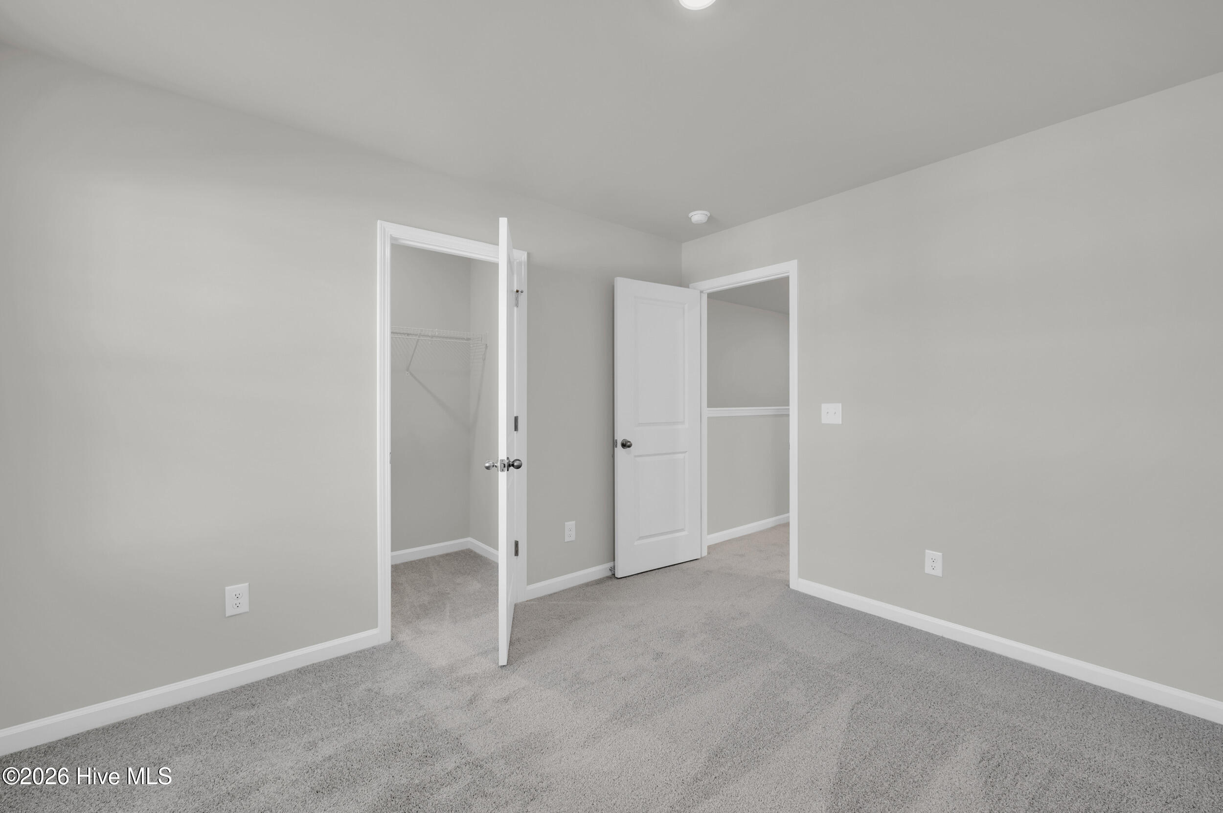 100552510 | Photo 11