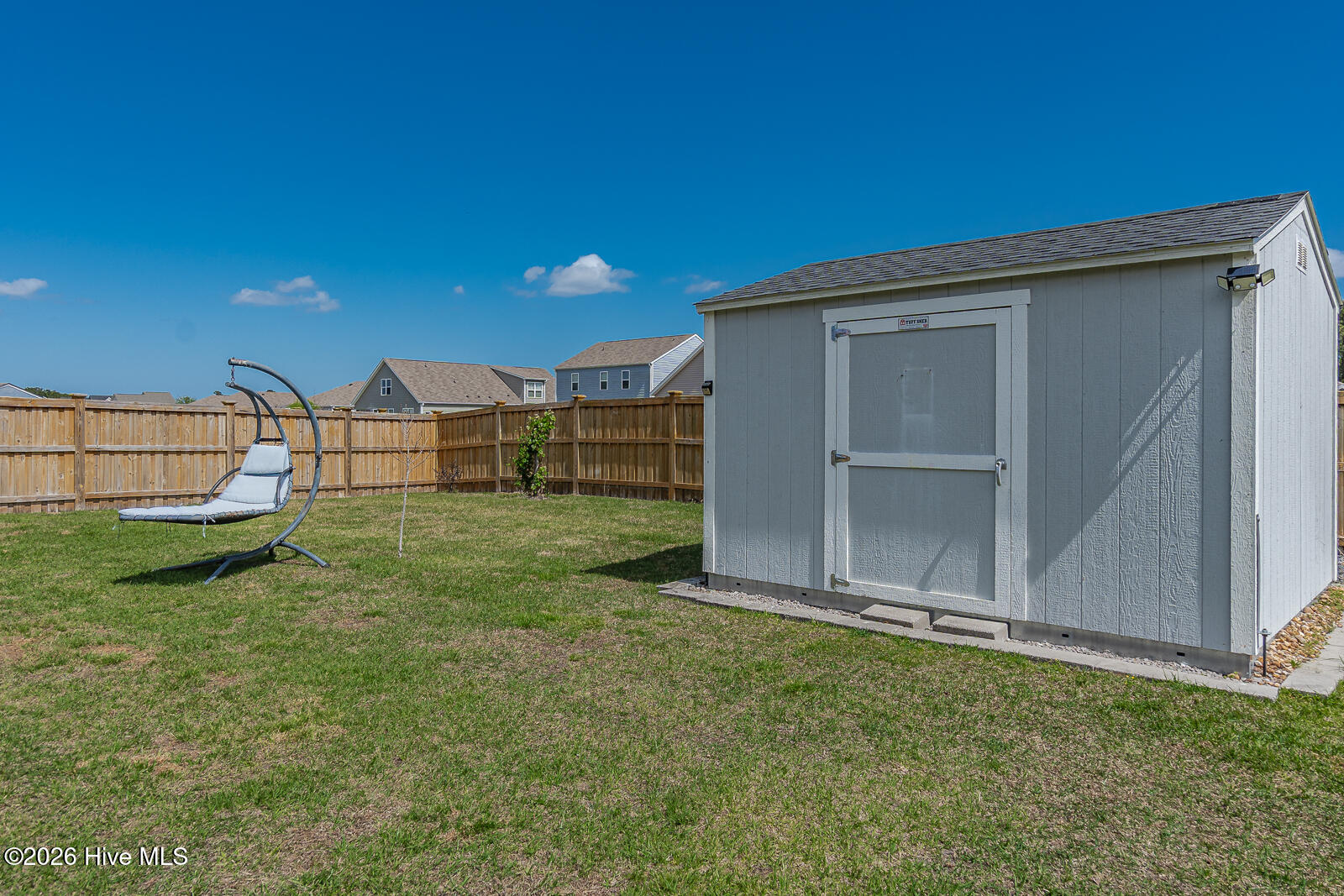 100564968 | Photo 41