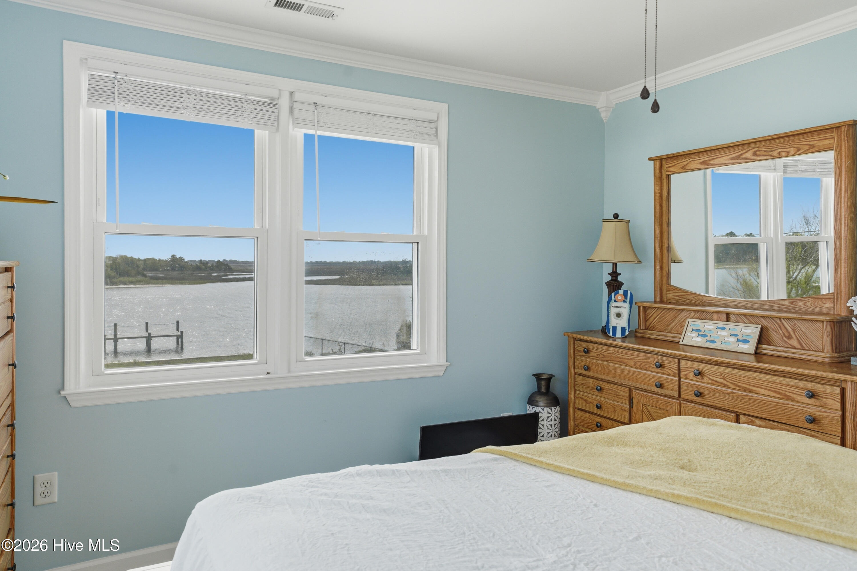 100564102 | Photo 31