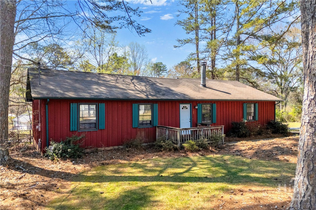 FEATURED LISTINGS