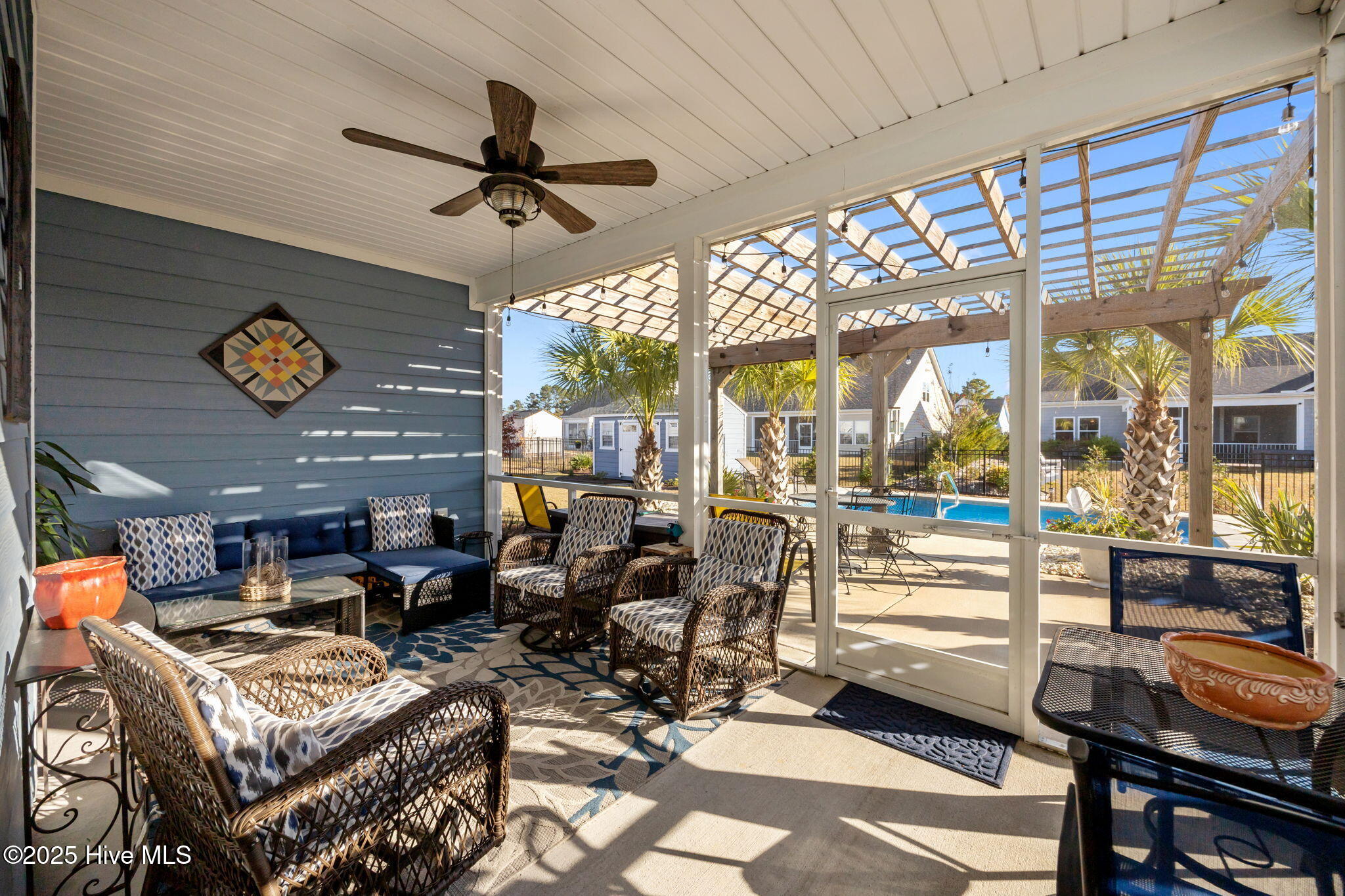 100544271 | Photo 13