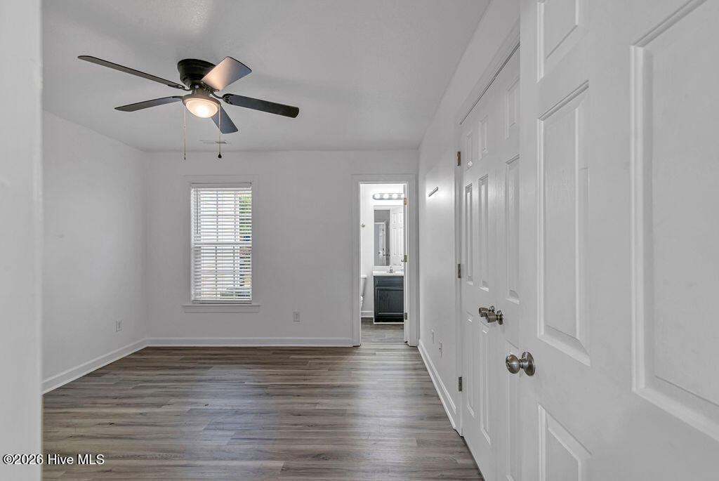 100566367 | Photo 11