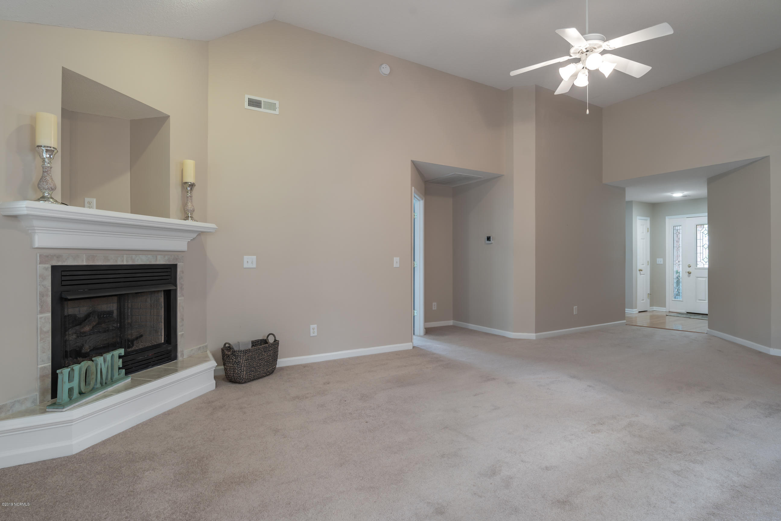 1303 Stonehaven Court-16