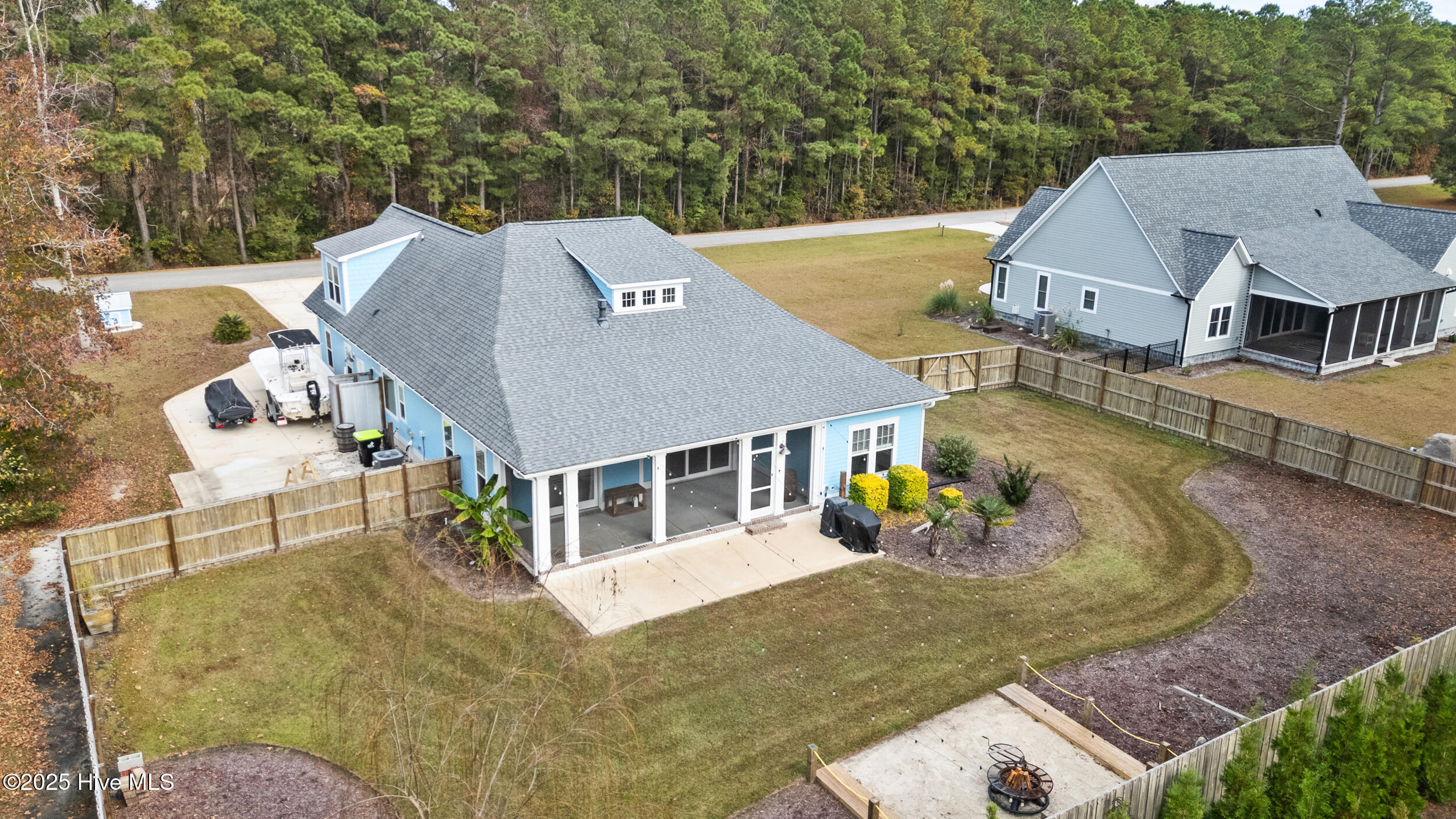 100544586 | Photo 67