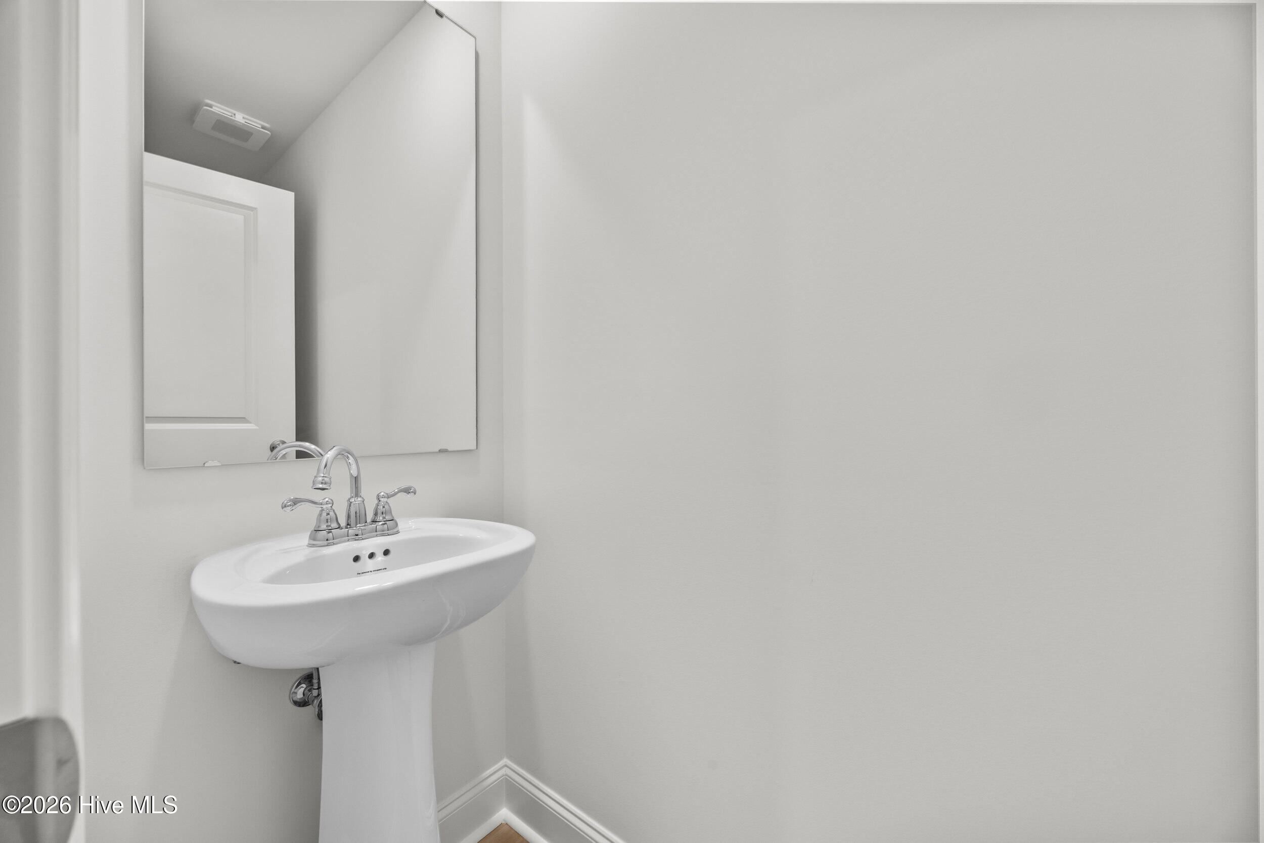 100559901 | Photo 20