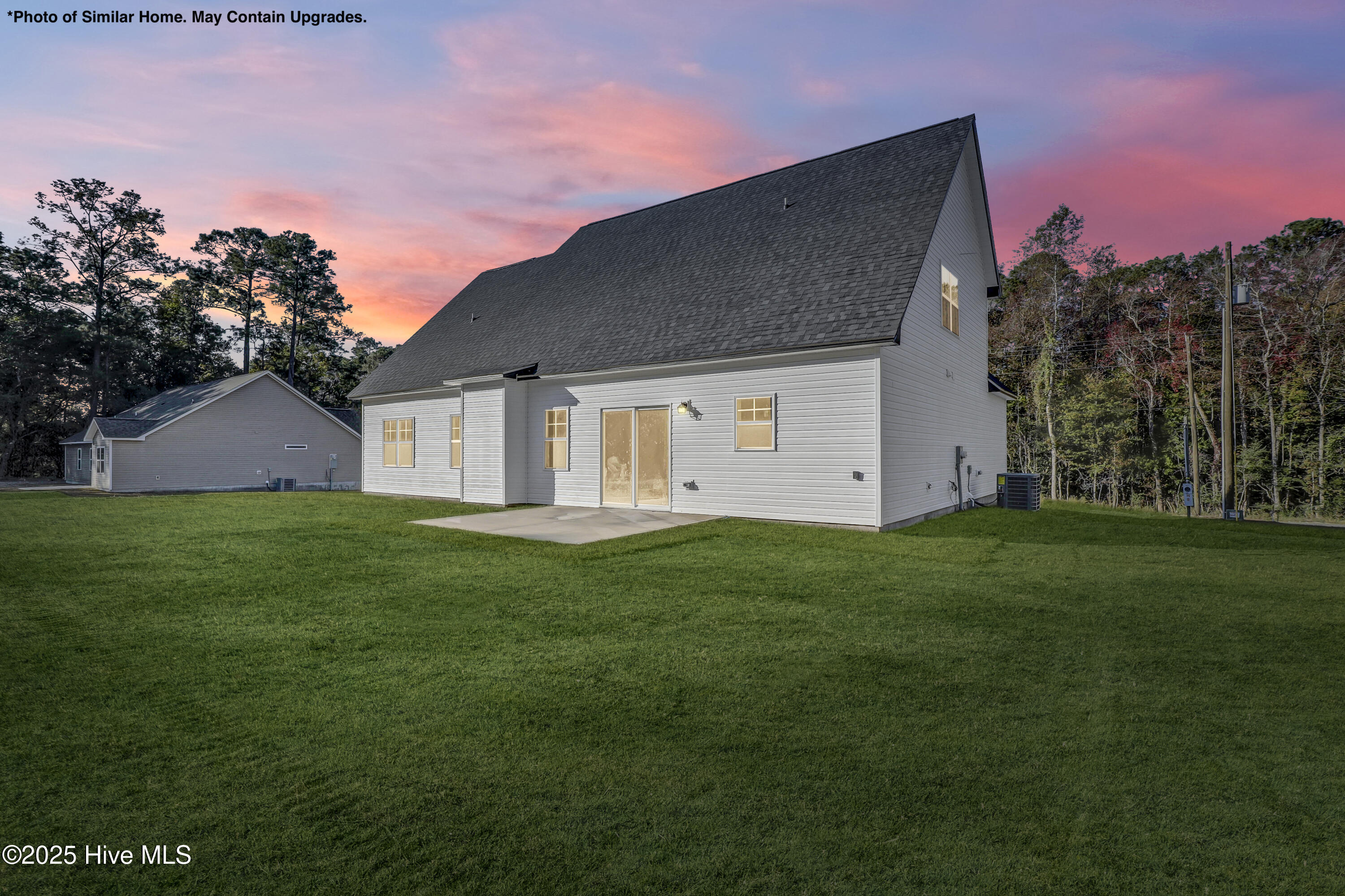 100514032 | Photo 29