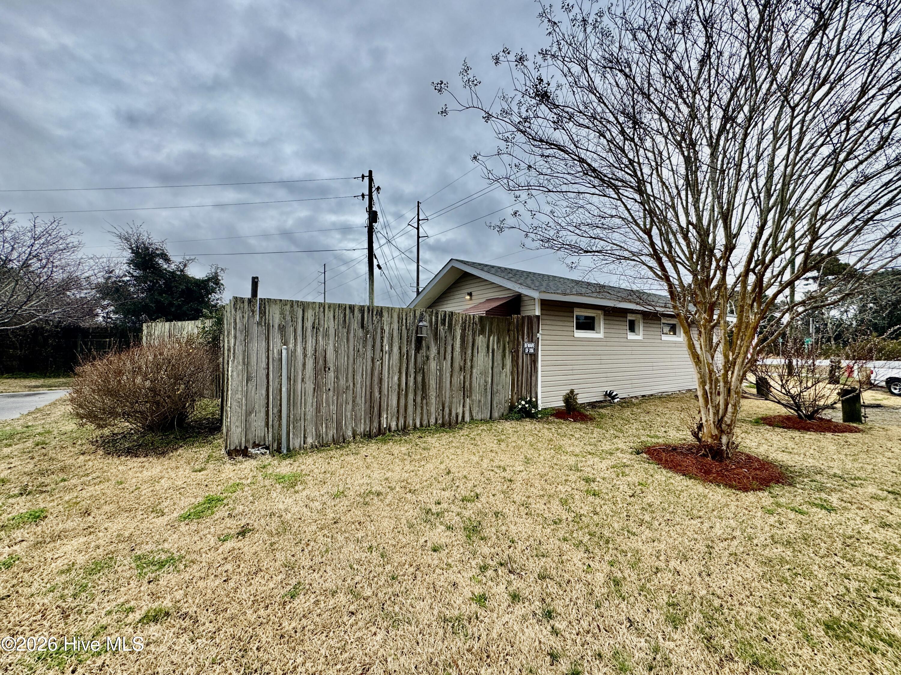 100 Earl Avenue,Beaufort