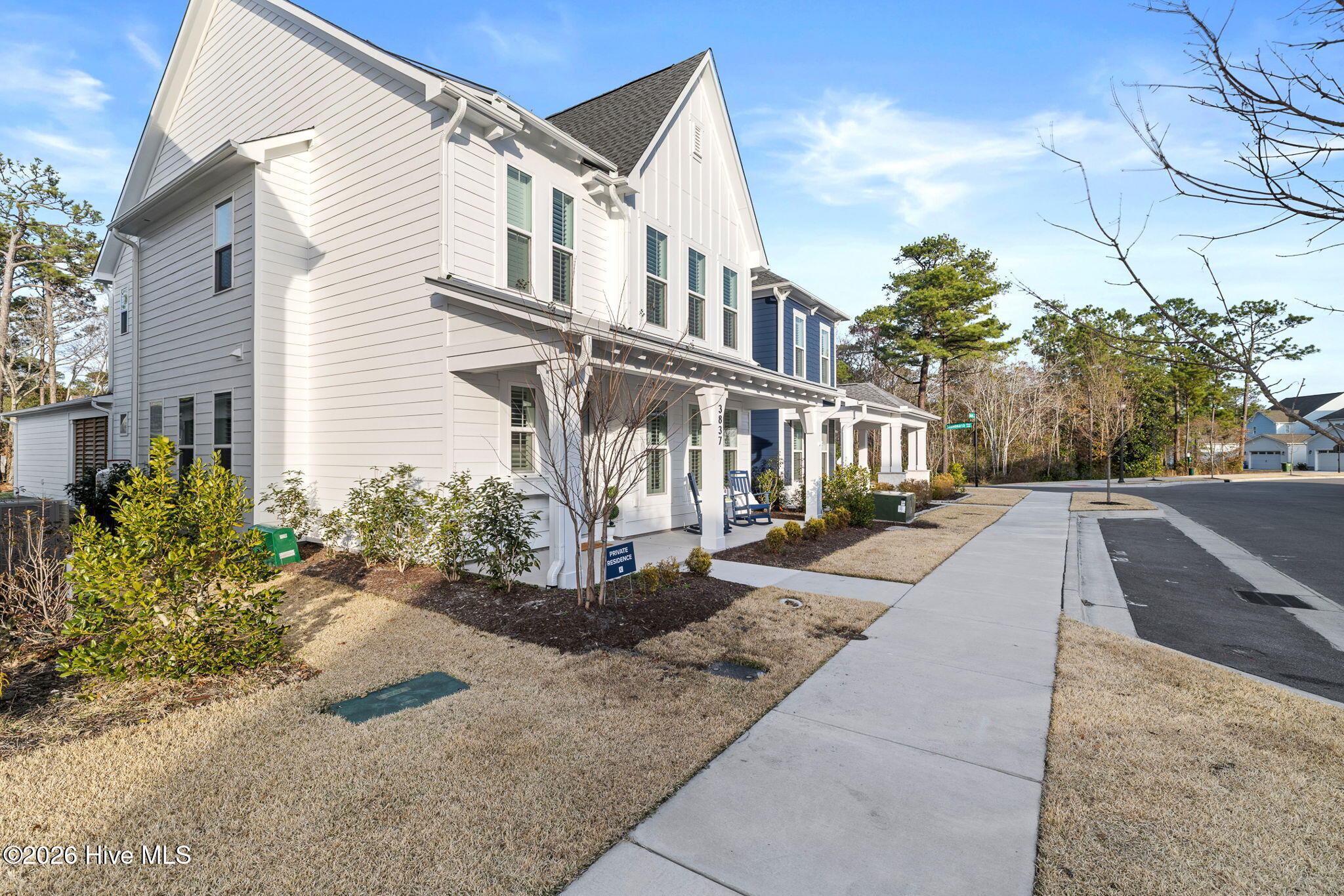 3837 Mason Port Drive, Wilmington, NC 28409 – photo 3: 3-web-or-mls-GI - 3837 Mason Port Dr - L