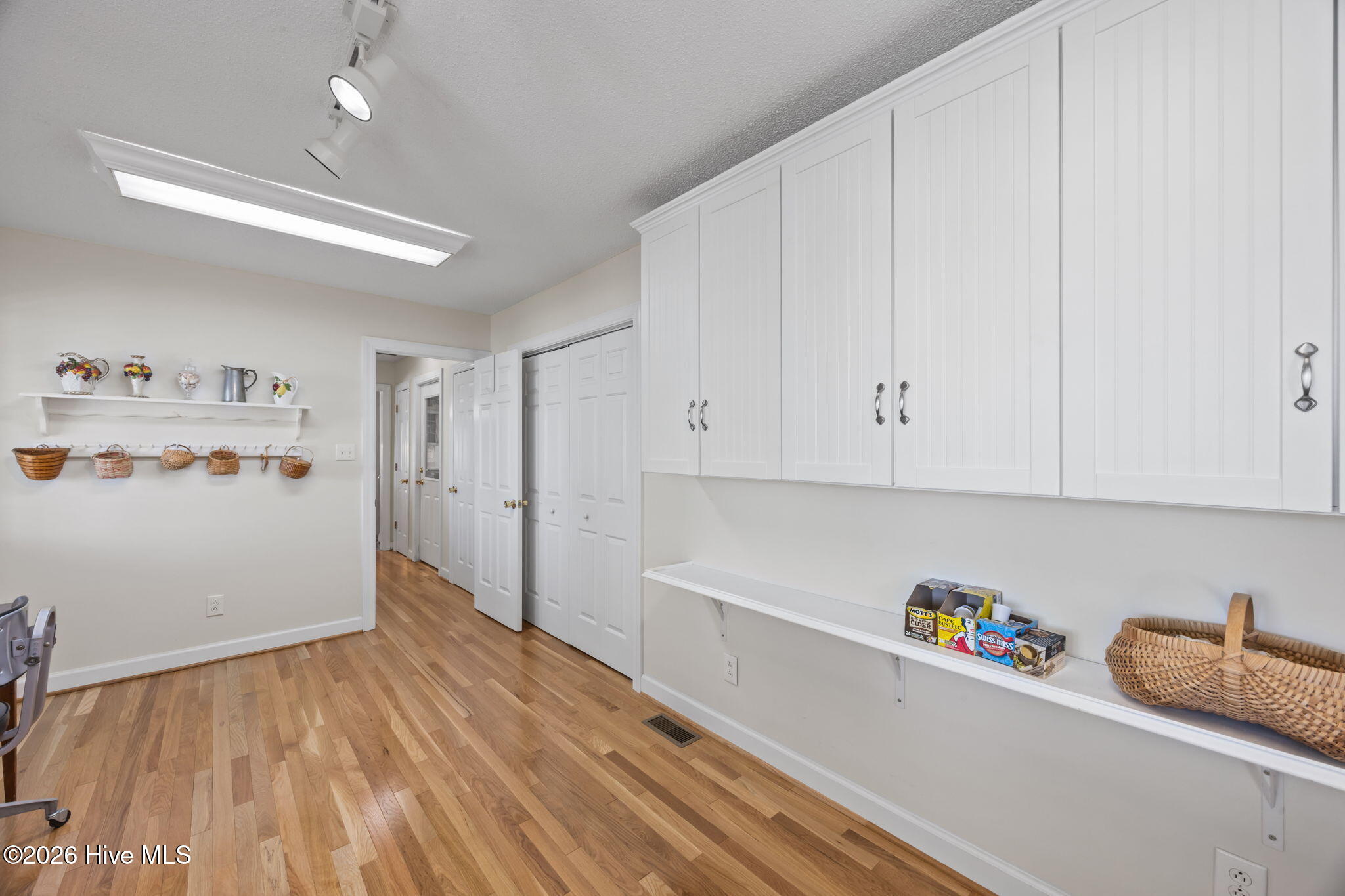 609 Mills Road,Oriental