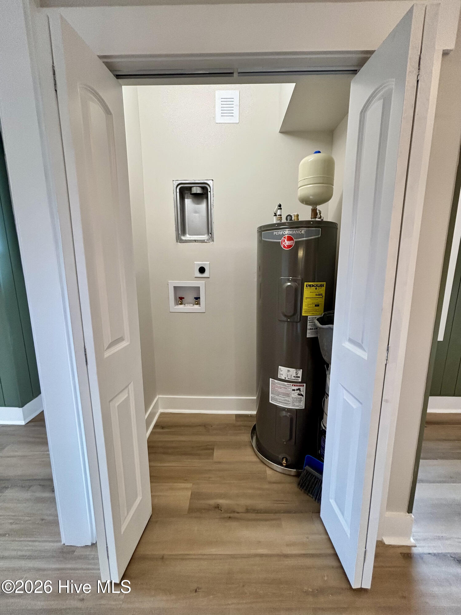 100555560 | Photo 25