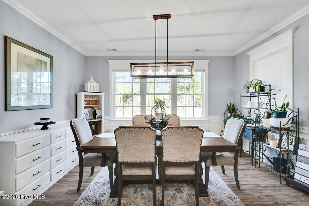 100547742 | Photo 18