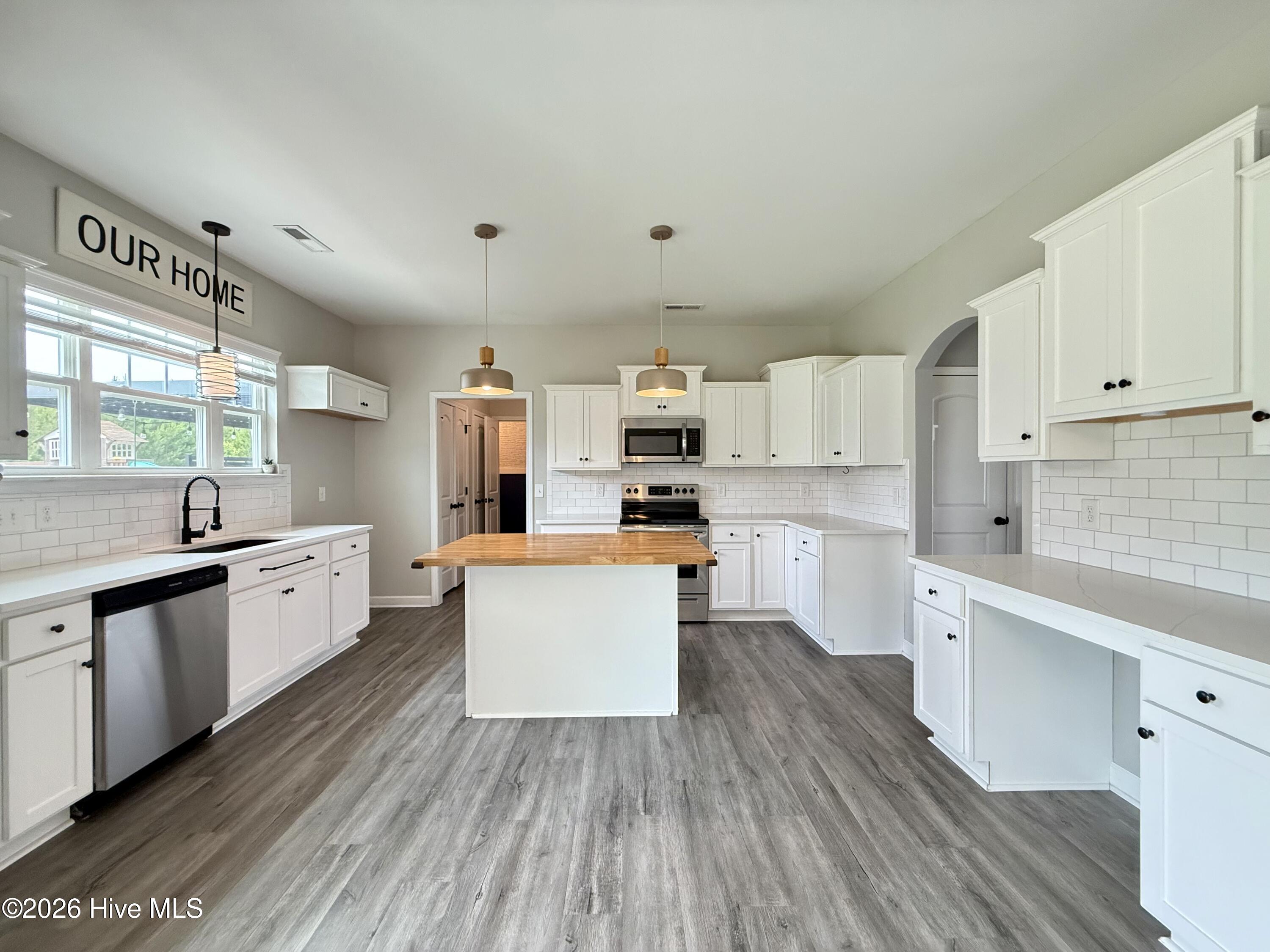 303 Breezeway Drive,Sneads Ferry
