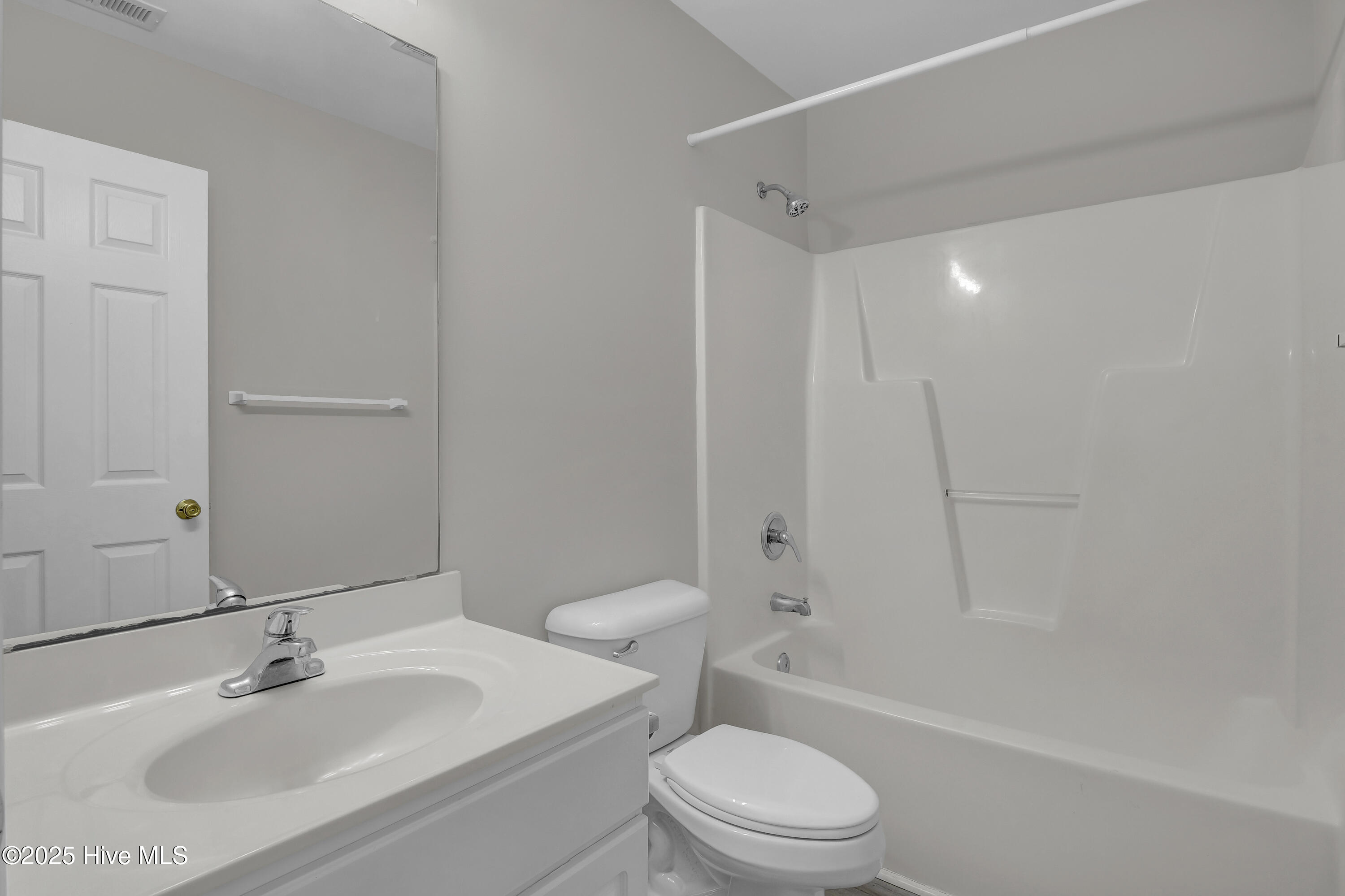 100517859 | Photo 21