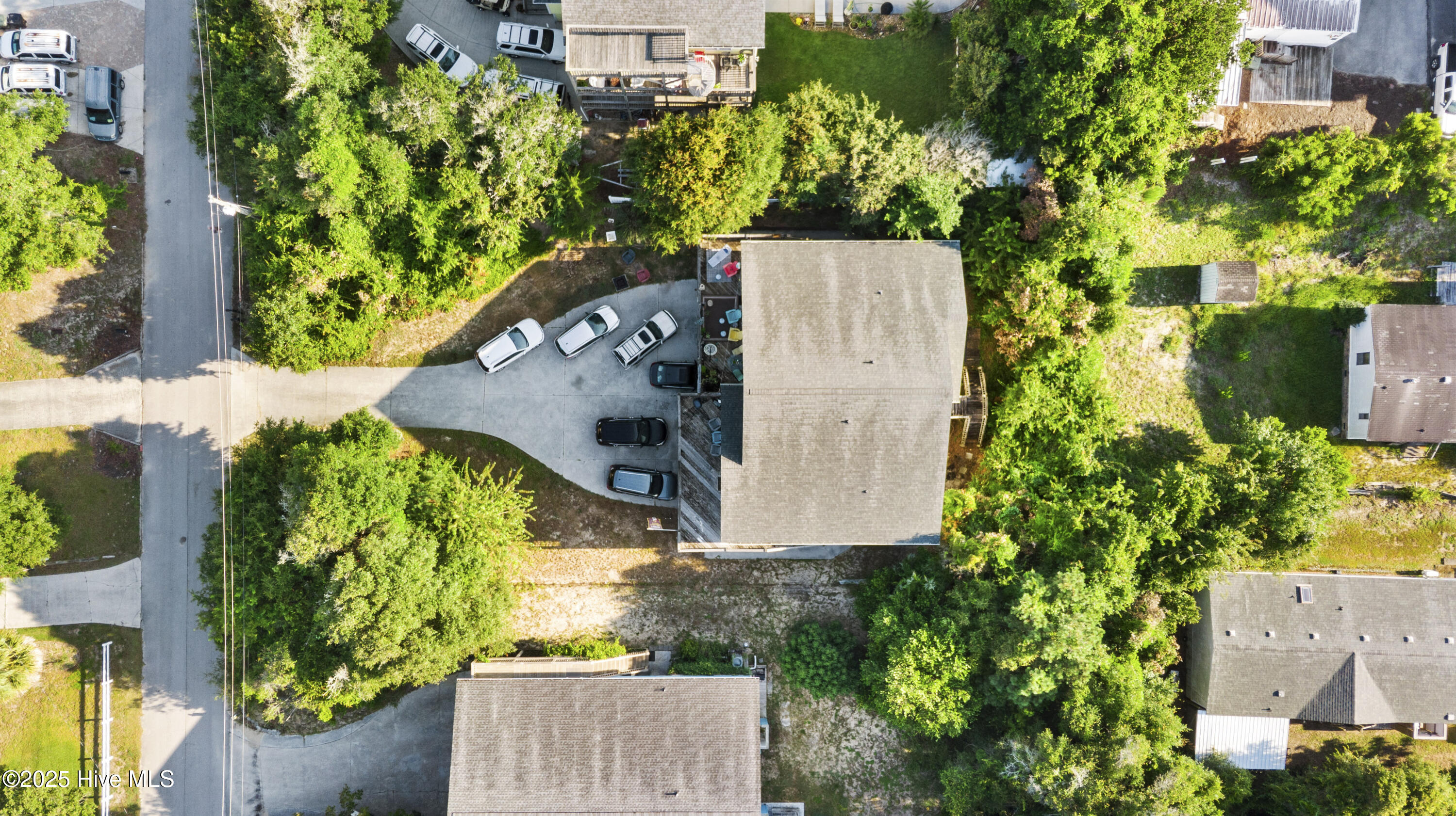 100517561 | Photo 45