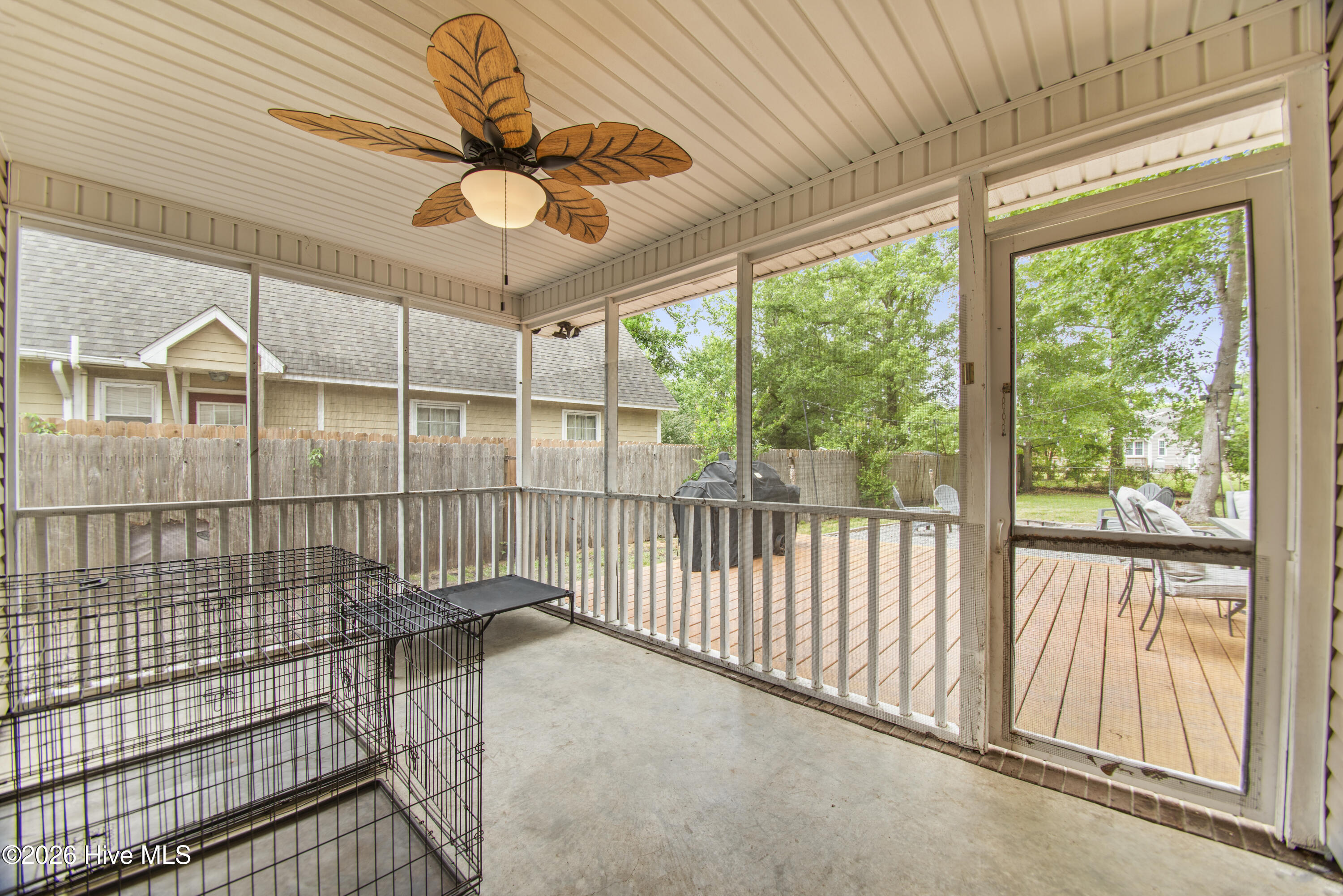 100570335 | Photo 20