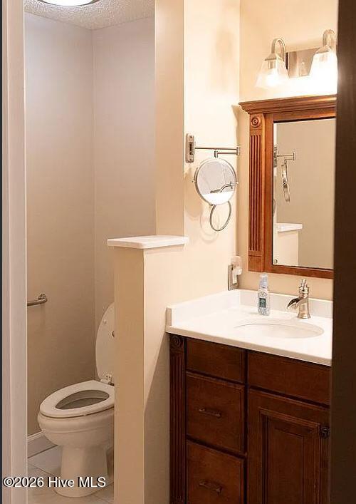 100561136 | Photo 32