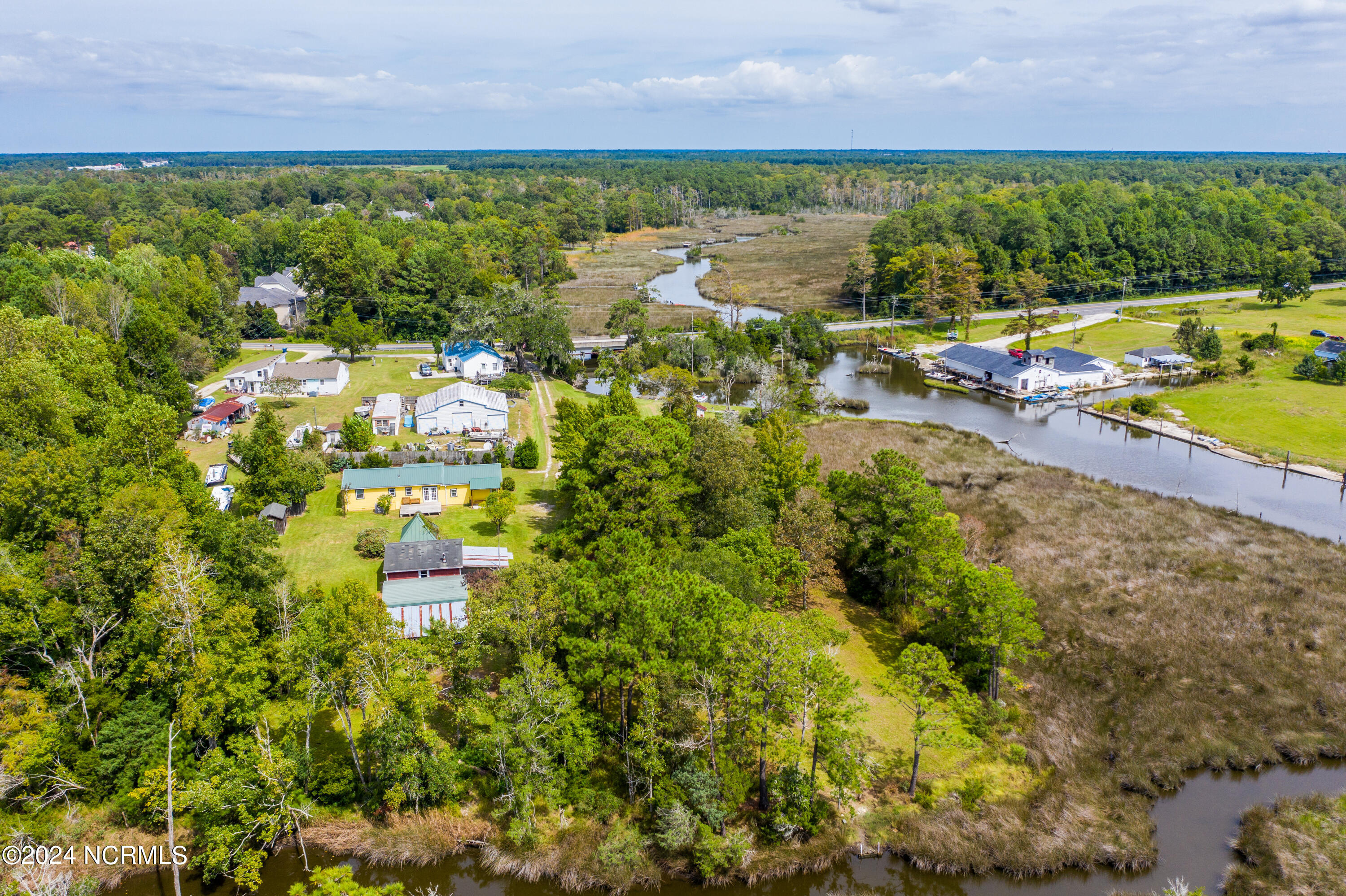 100546361 | Photo 41