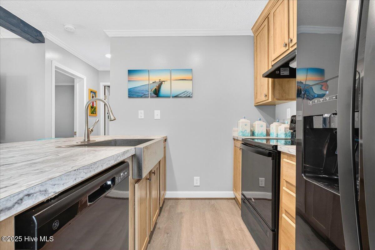 100539224 | Photo 11