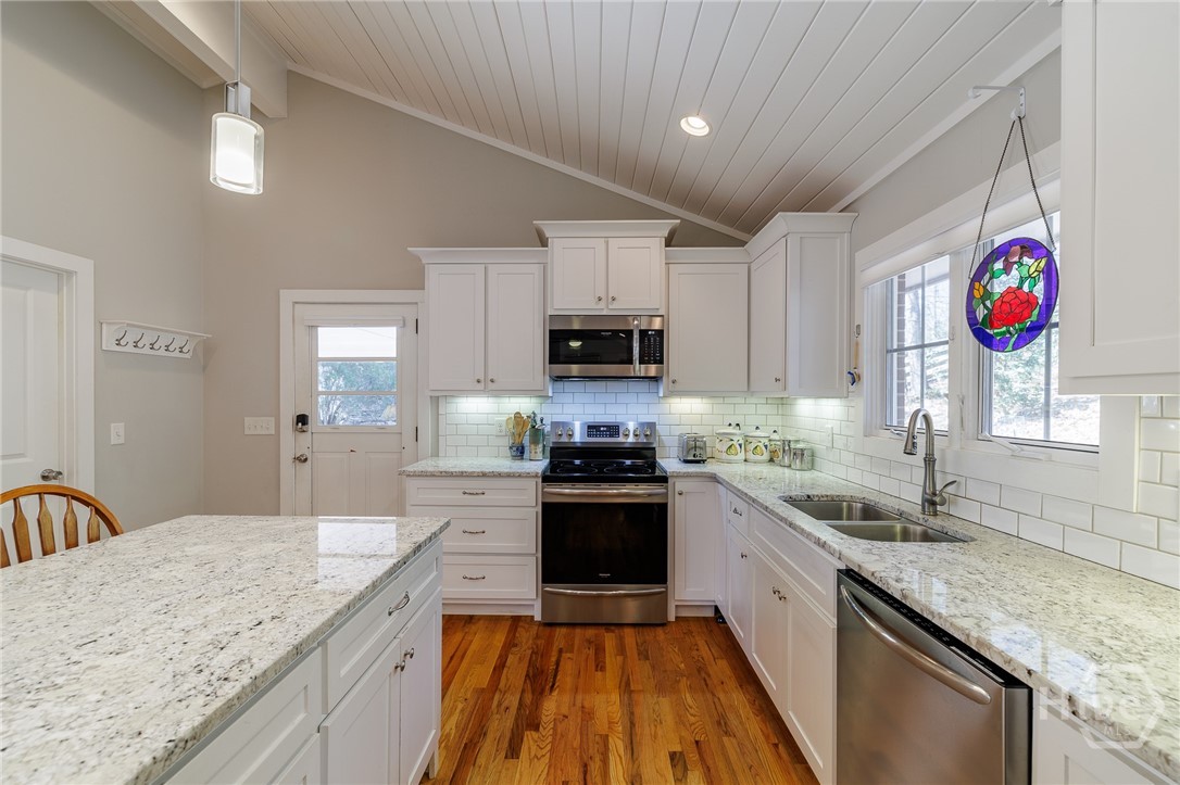 210 Pine Valley Drive