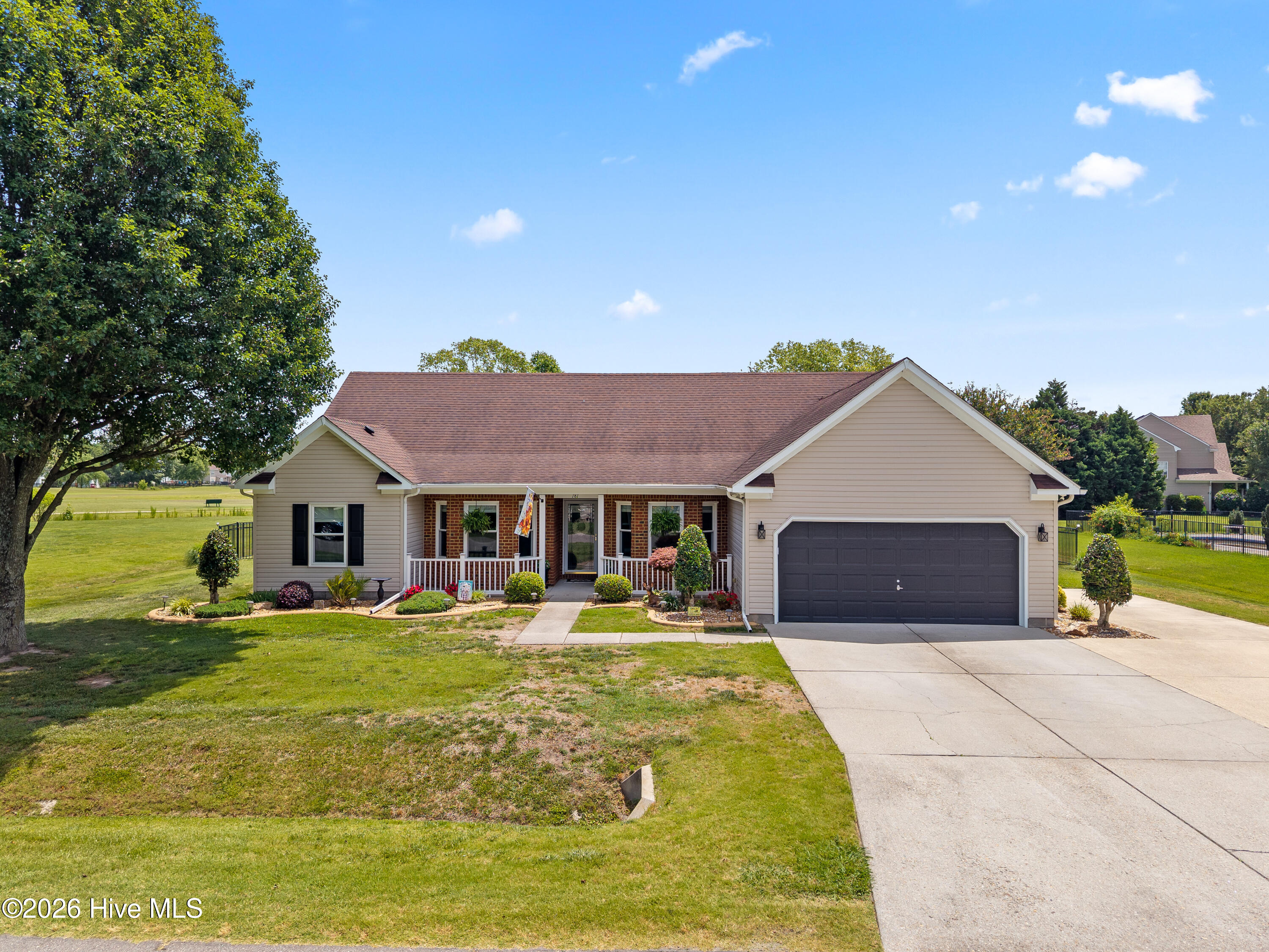 Featured listings Featured listings