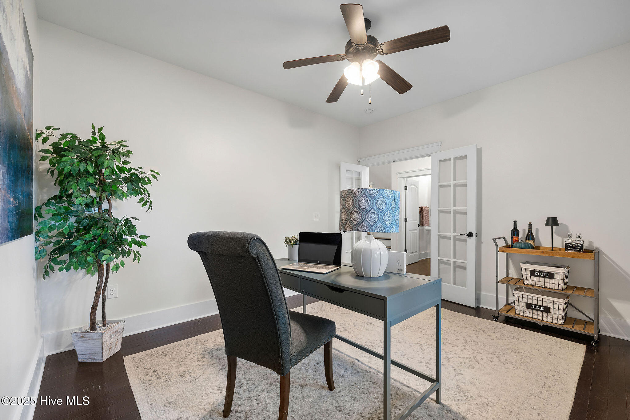 100536544 | Photo 14