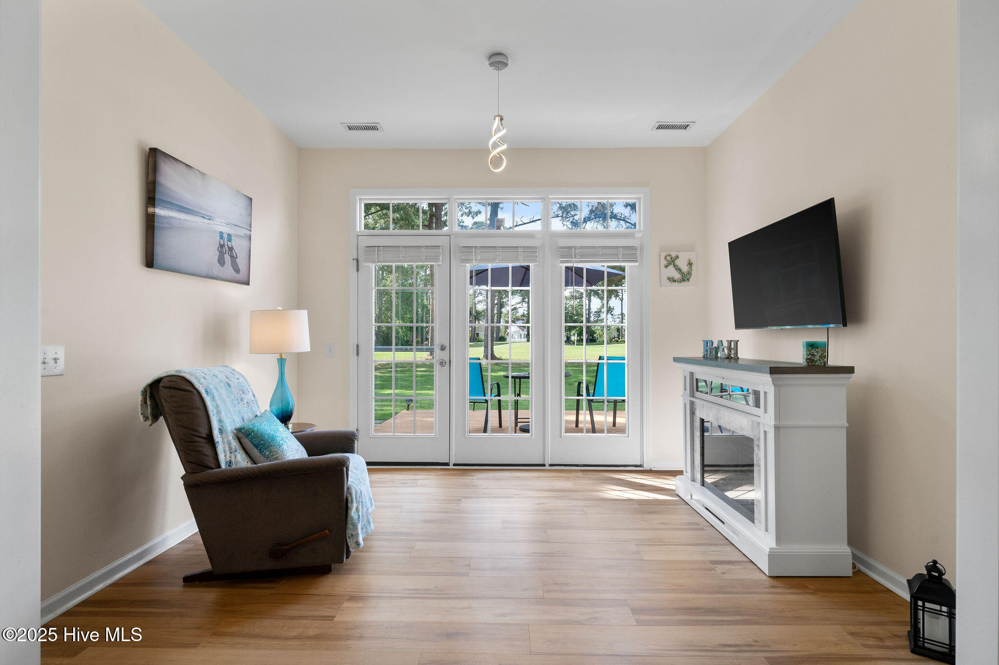 100513601 | Photo 17