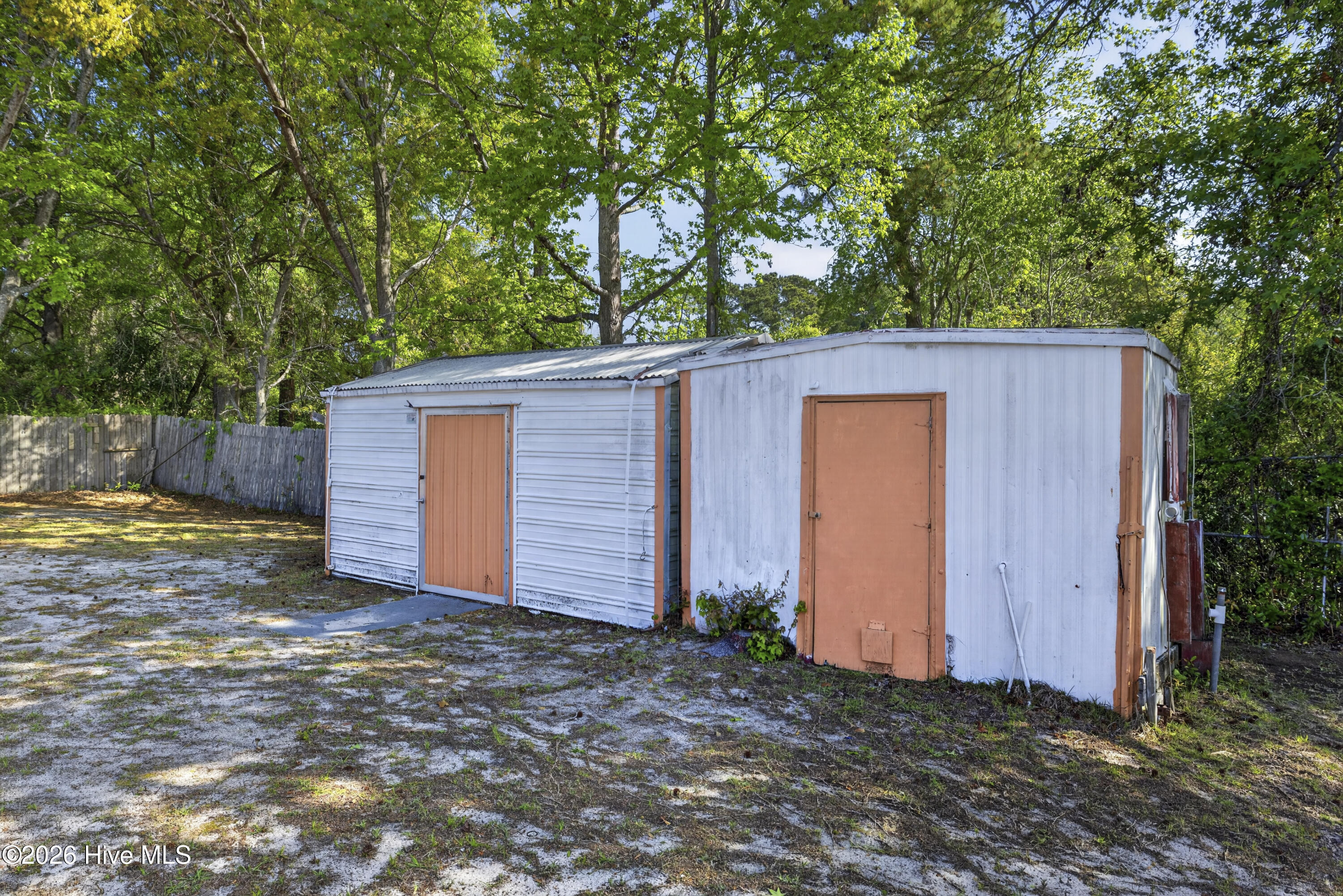 100566296 | Photo 27