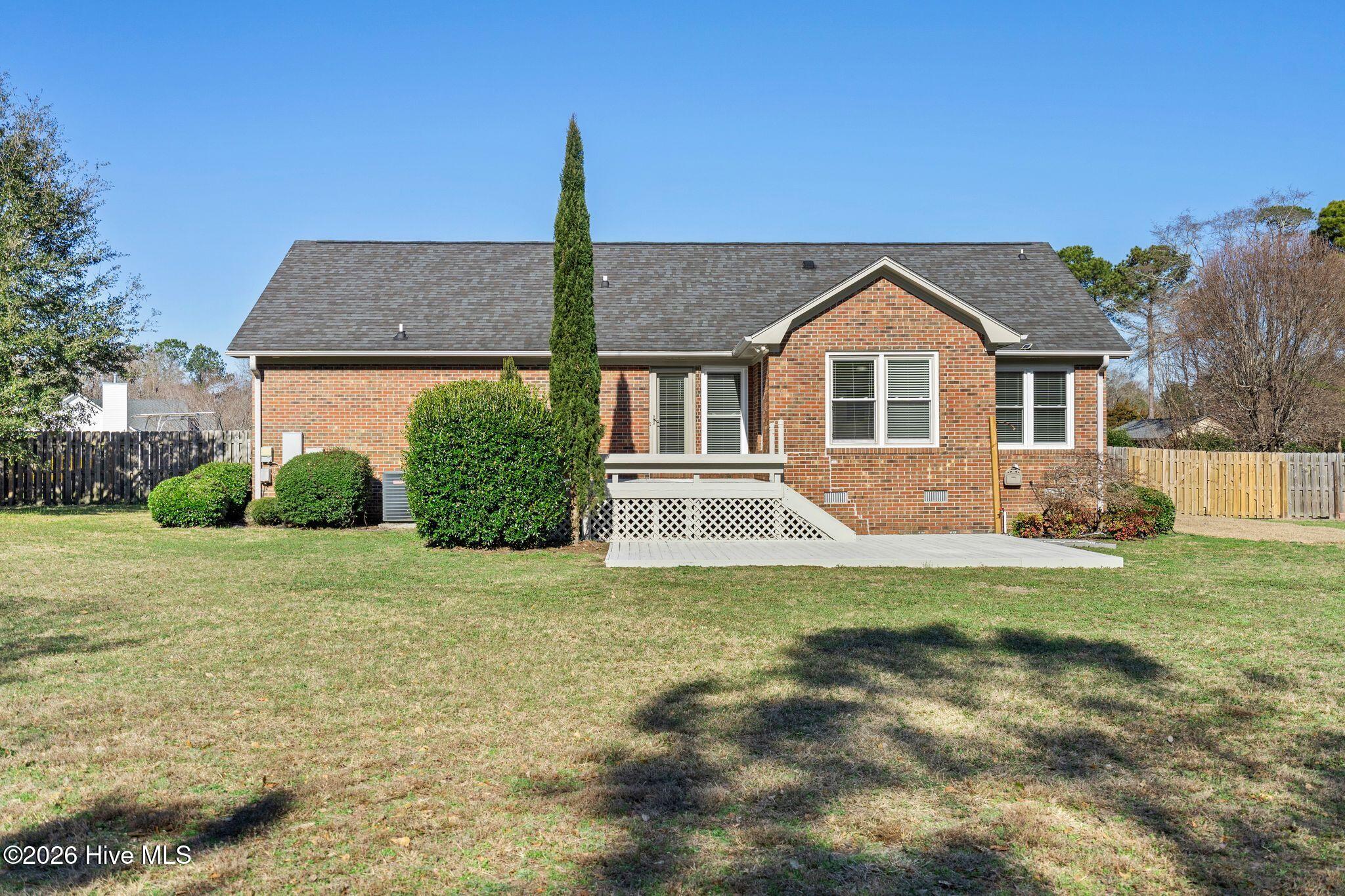 100556381 | Photo 57