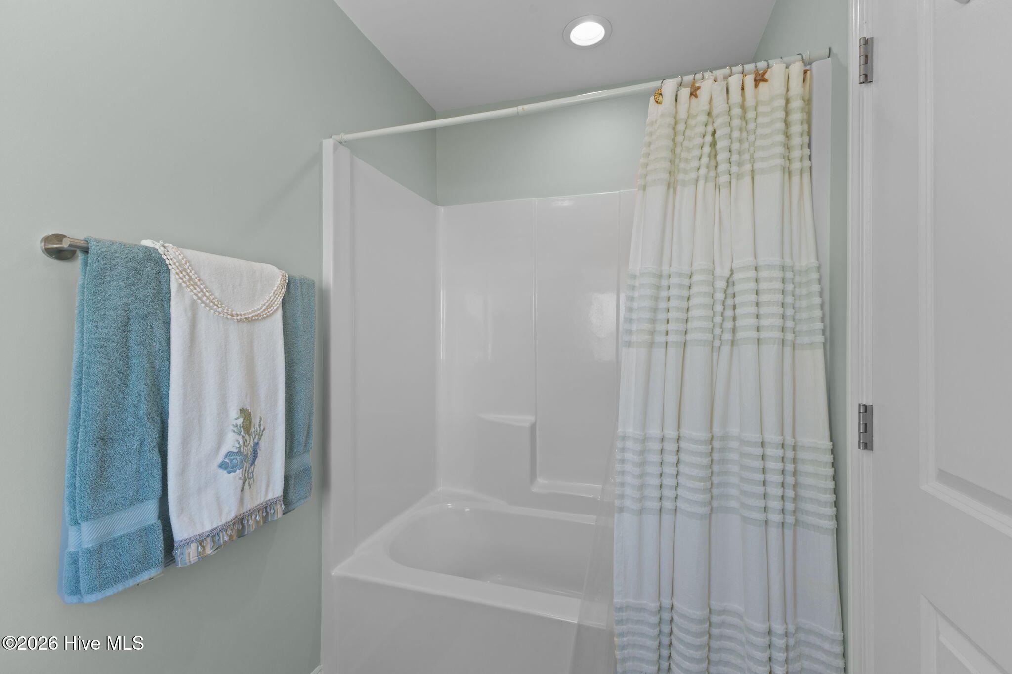 100559740 | Photo 34