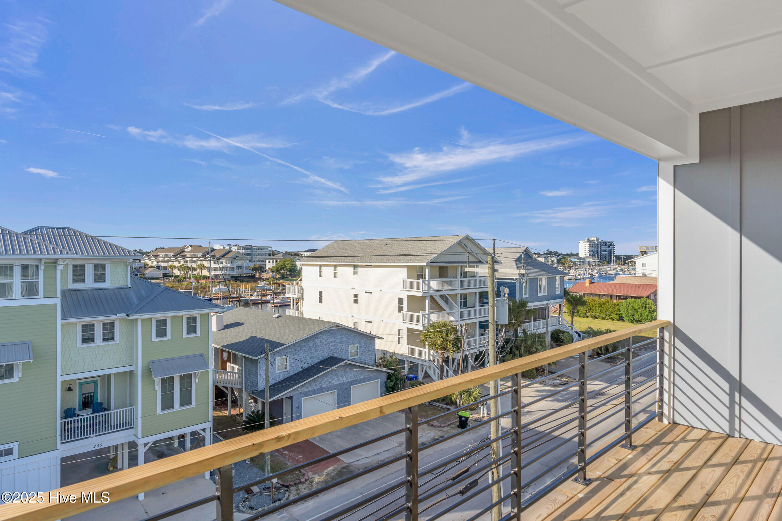 100535218 | Photo 62