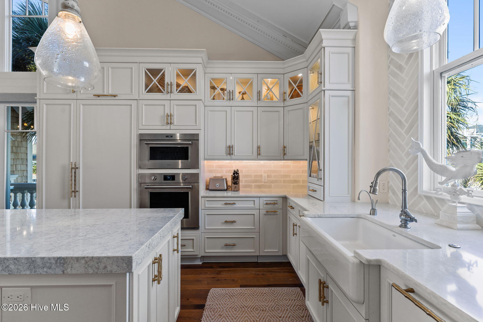 100552689 | Photo 34