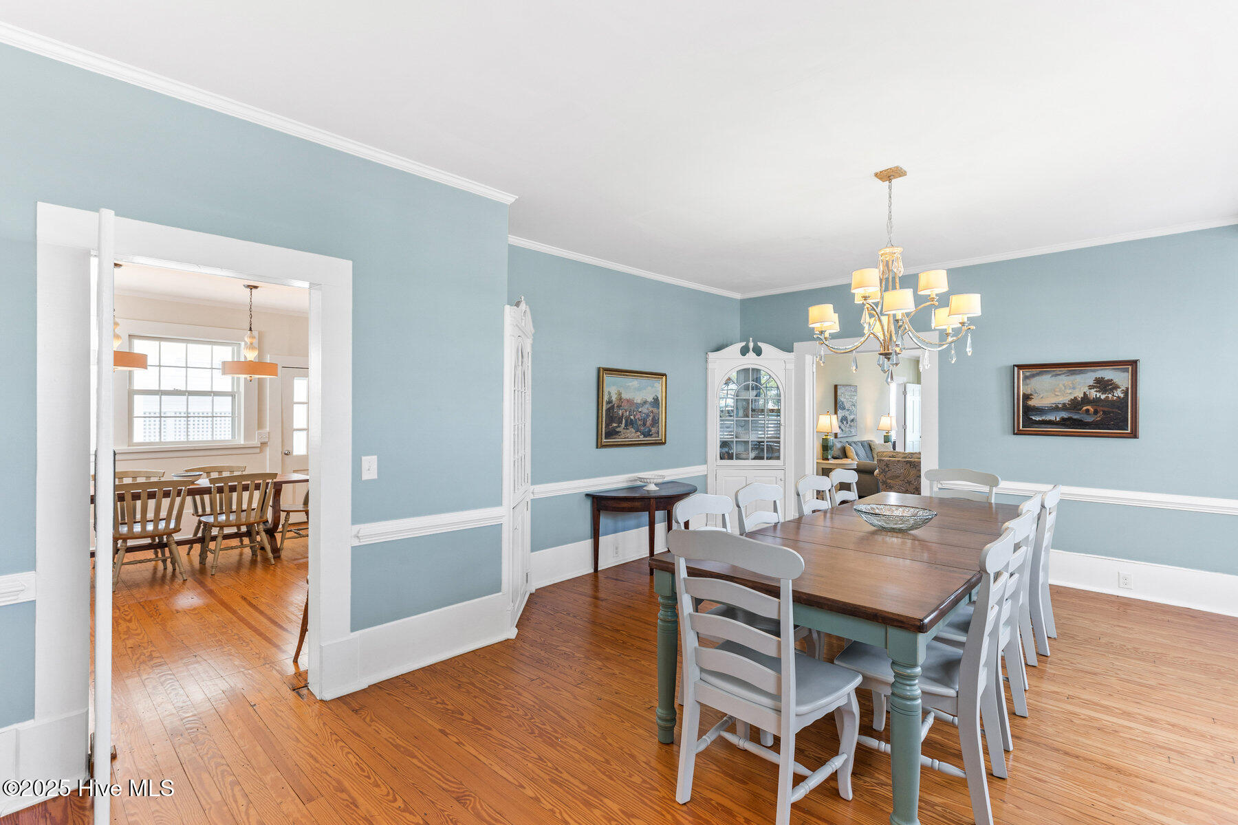 100561116 | Photo 16