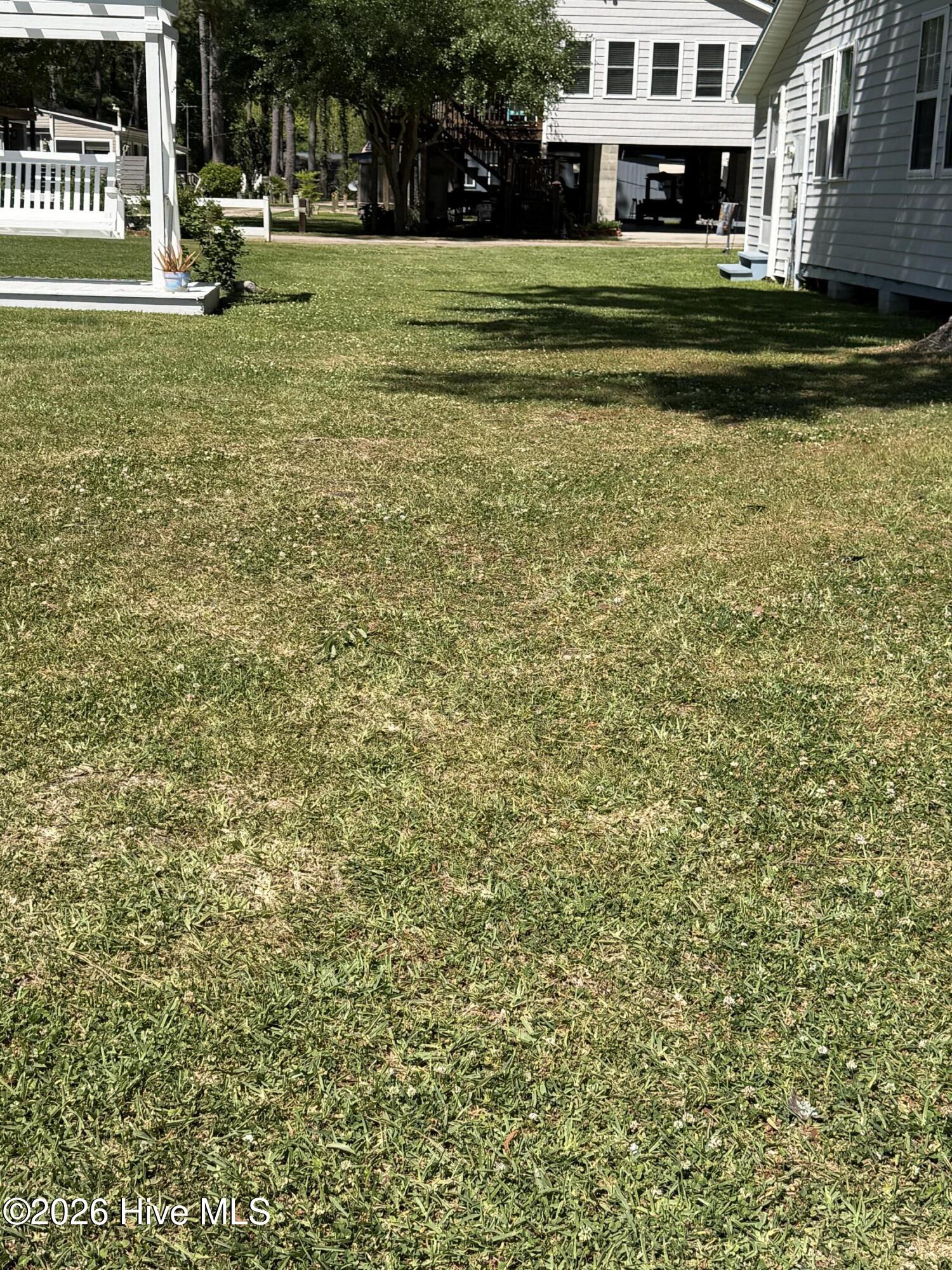 Deeded access to the community pier