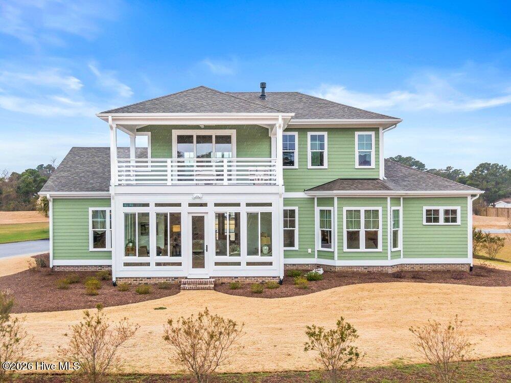 100568013 | Photo 61