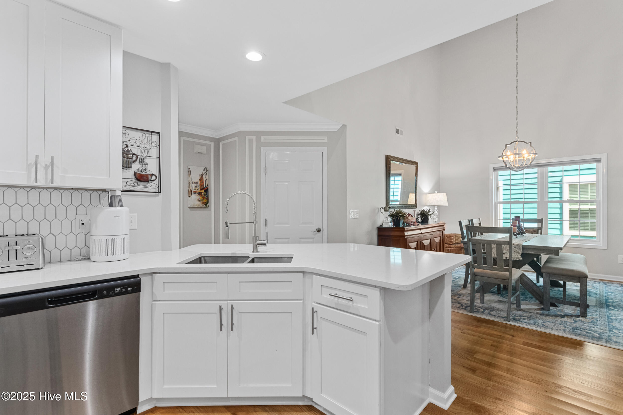 656 Settlers Lane, Kure Beach, NC 28449 – photo 11: kitchen