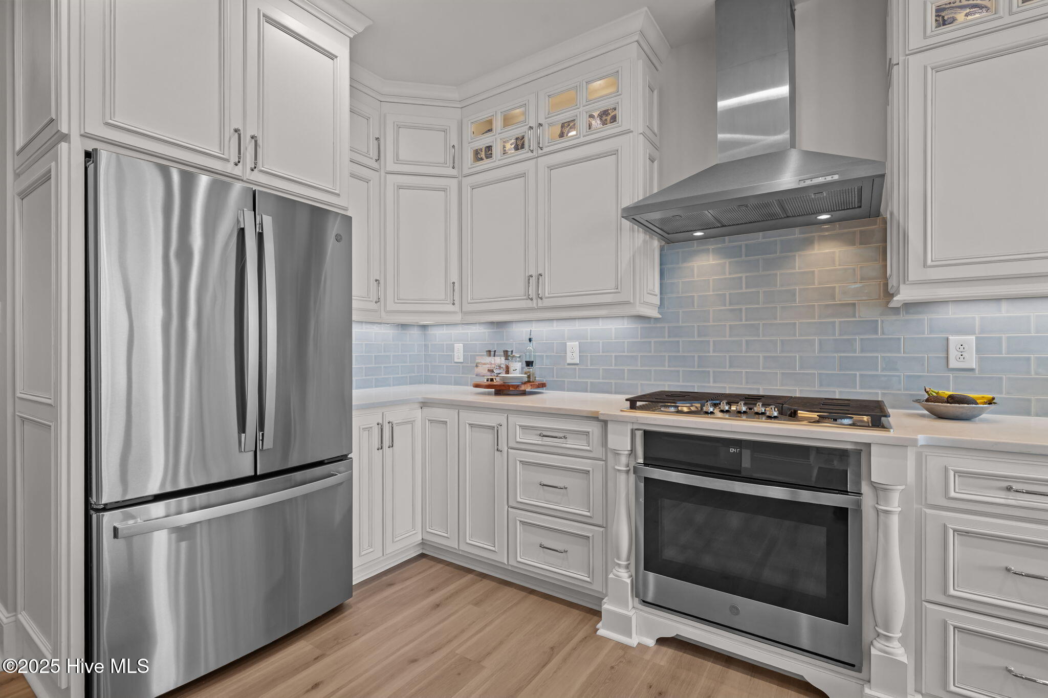 100549920 | Photo 24